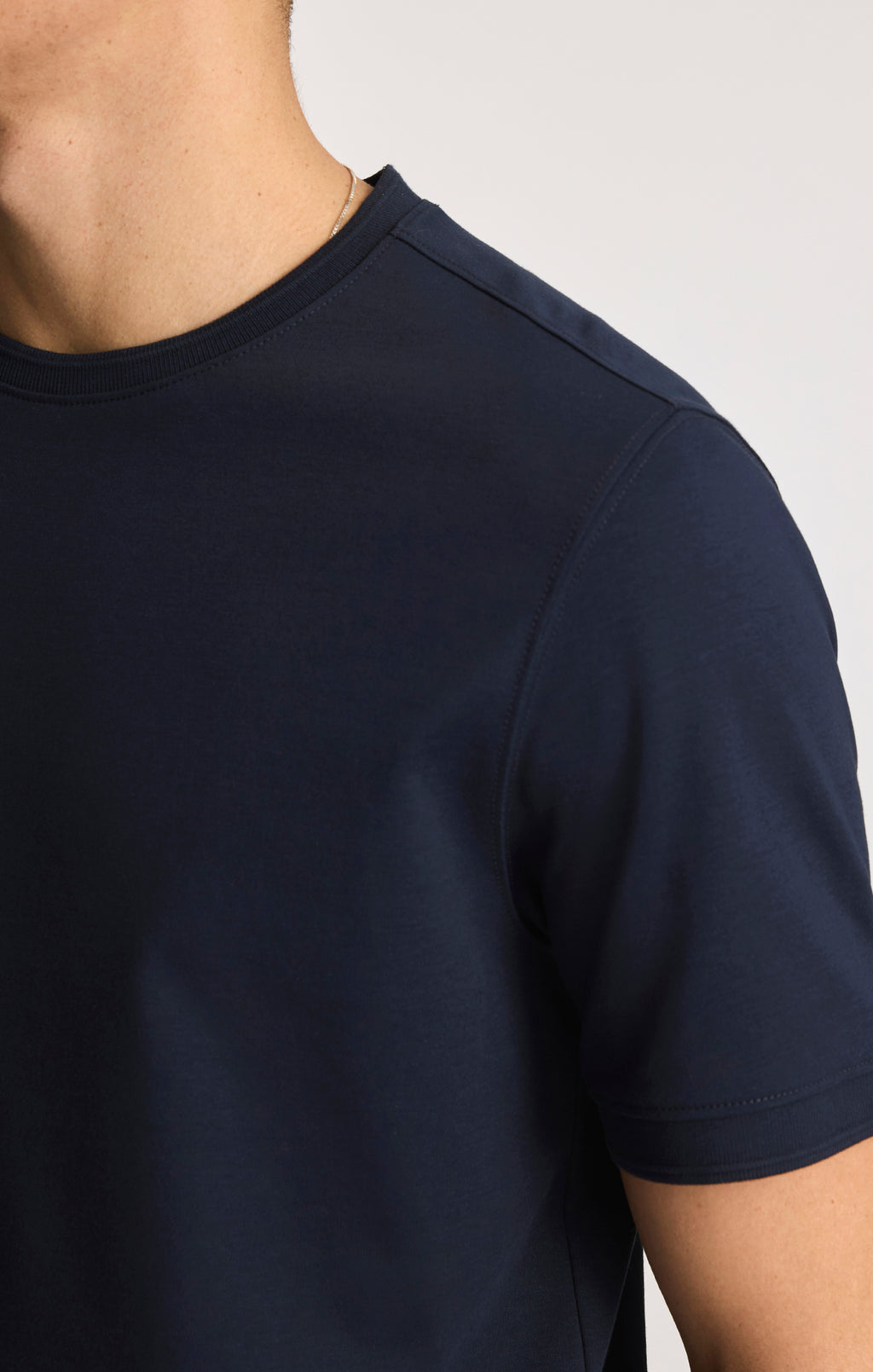 INTERLOCK CREW NECK T-SHIRT IN SKY CAPTAIN - Mavi Jeans