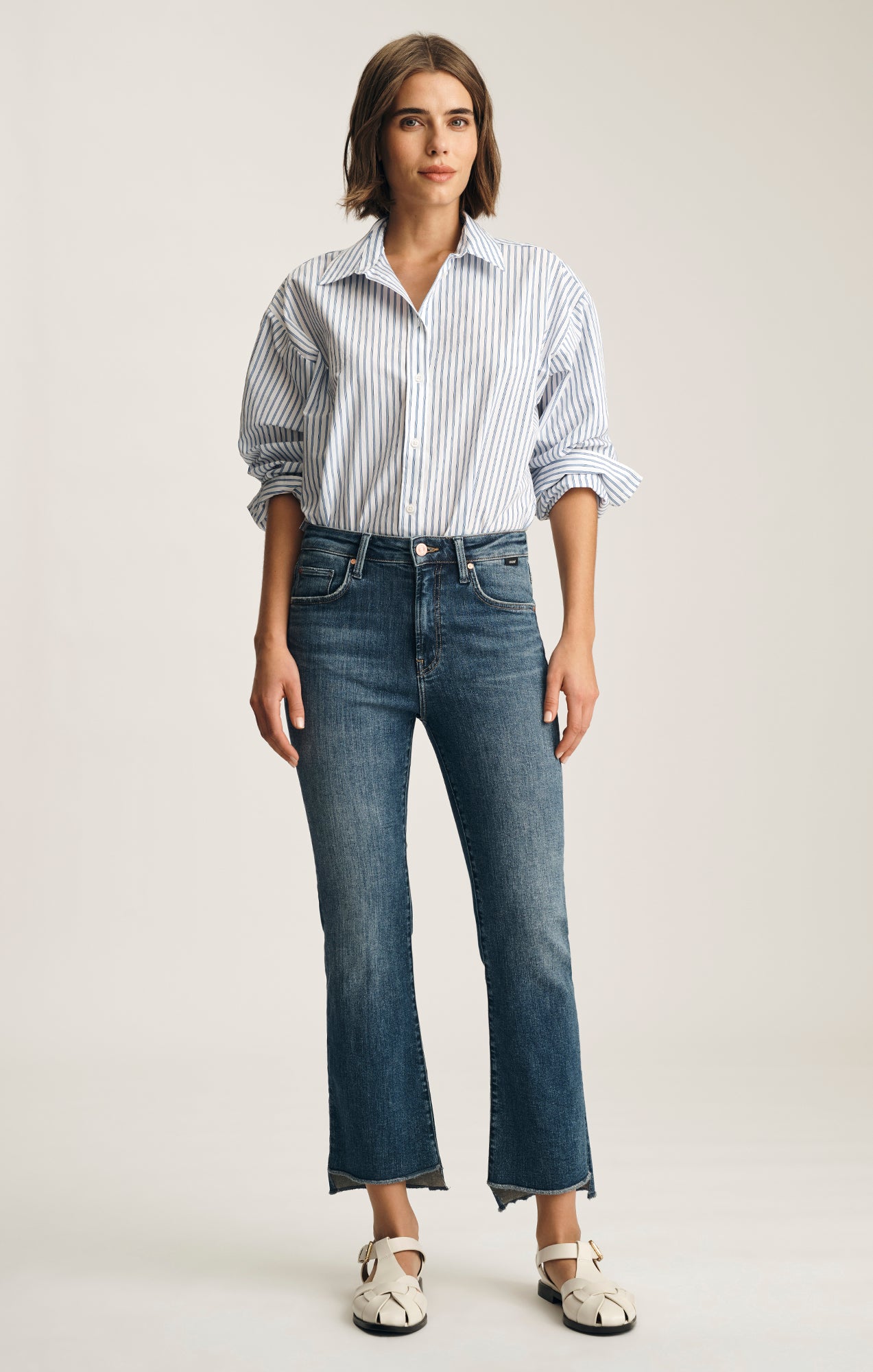 ANIKA CROPPED FLARE IN DARK BRUSHED FLEX BLUE - Mavi Jeans