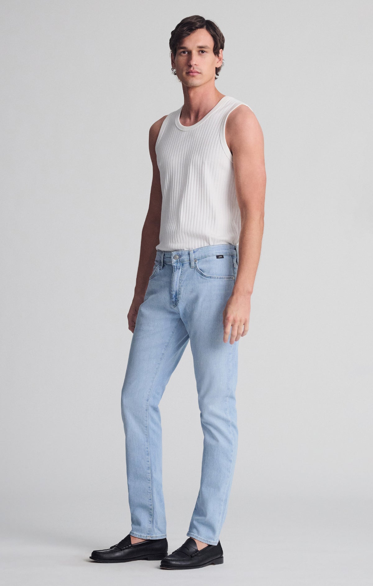 JAKE SLIM LEG IN LIGHT BRUSHED CLASSIC BLUE - Mavi Jeans
