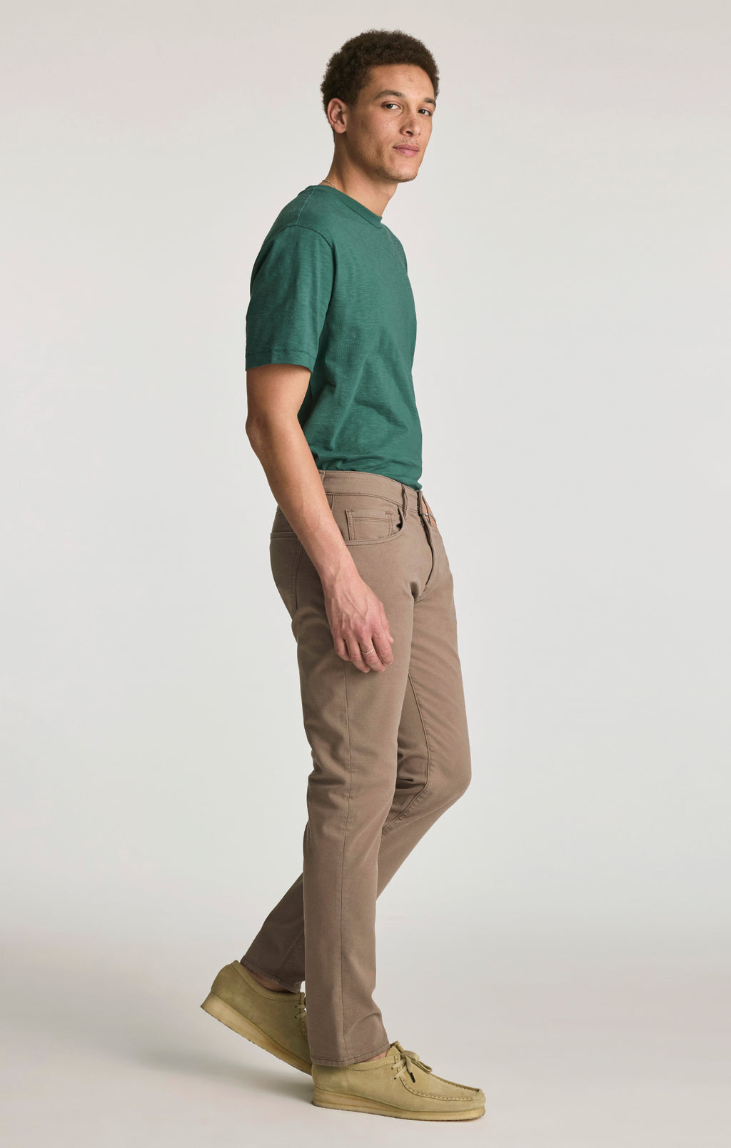 MARCUS SLIM STRAIGHT LEG IN NEUTRAL EXPLORER - Mavi Jeans