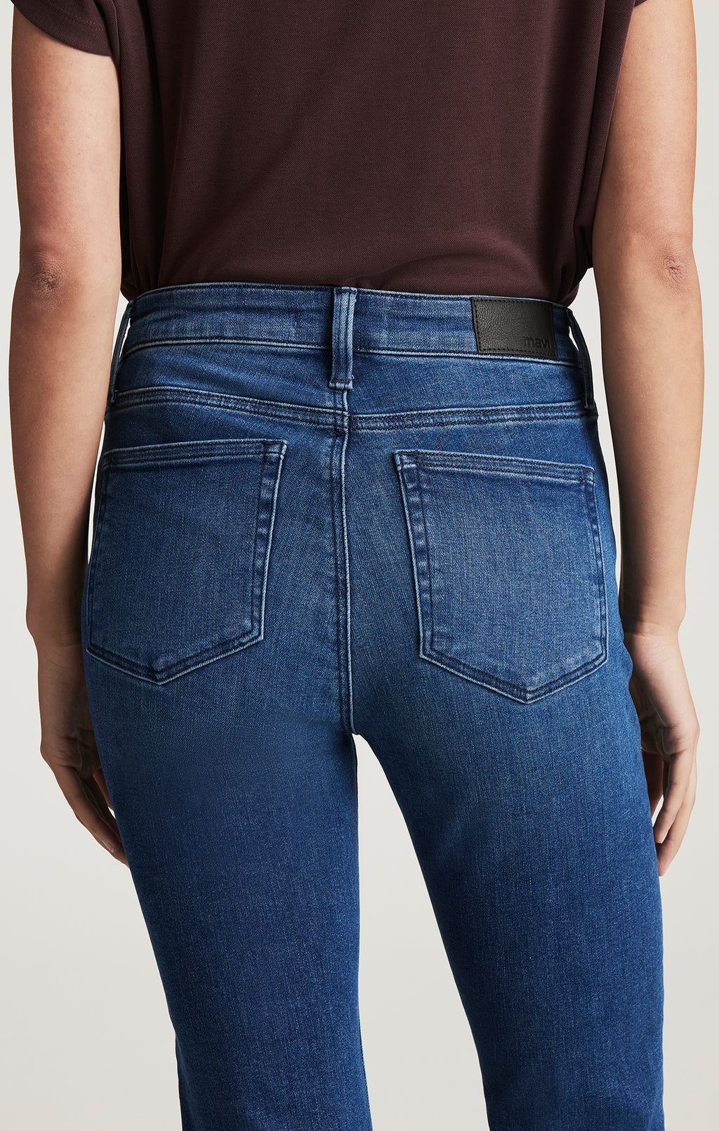ANIKA CROPPED FLARE IN DARK BRUSHED FLEX BLUE - Mavi Jeans