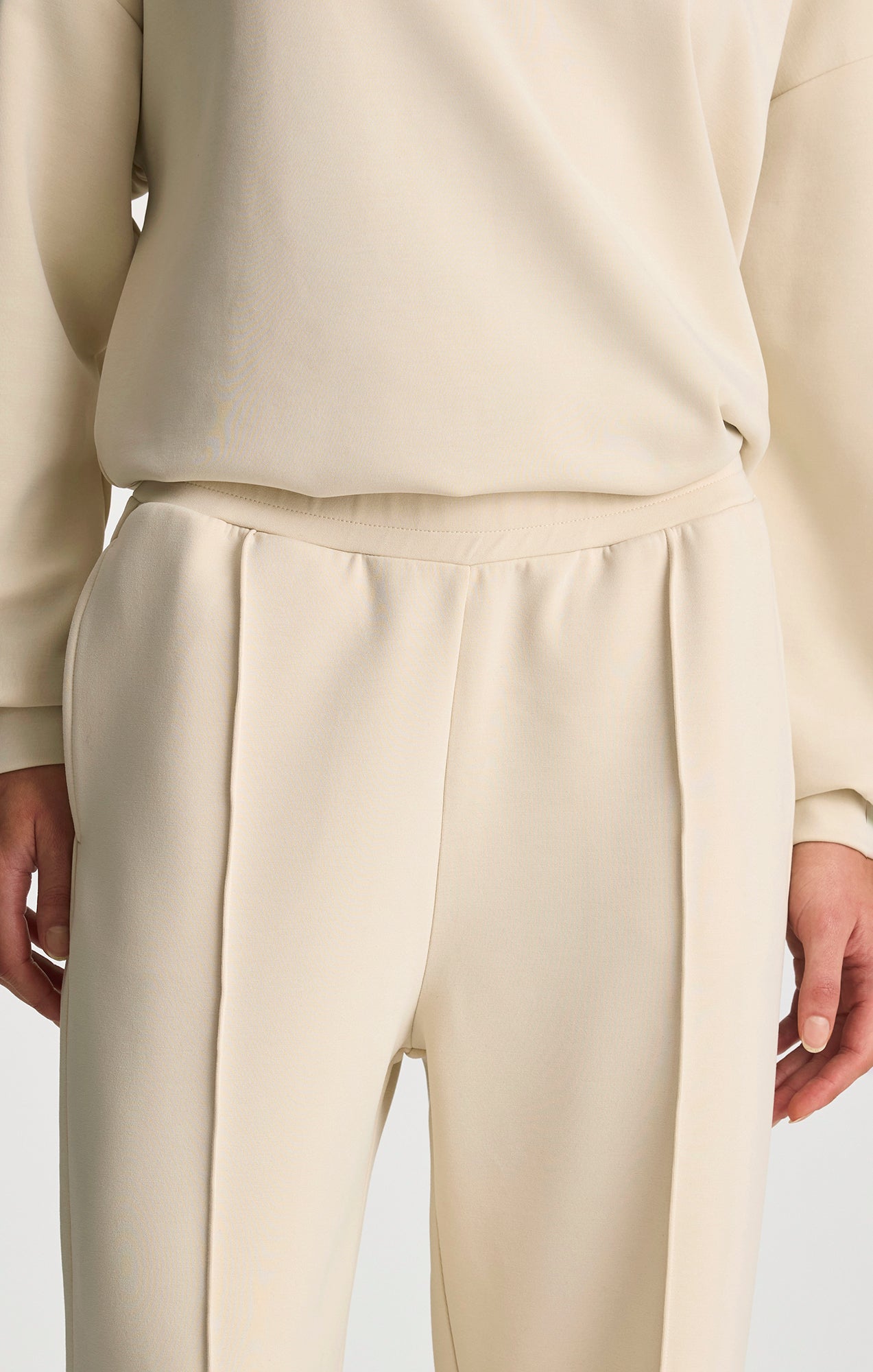 SPORTY LUXE TENCEL PANTS IN BONE WHITE - Mavi Jeans