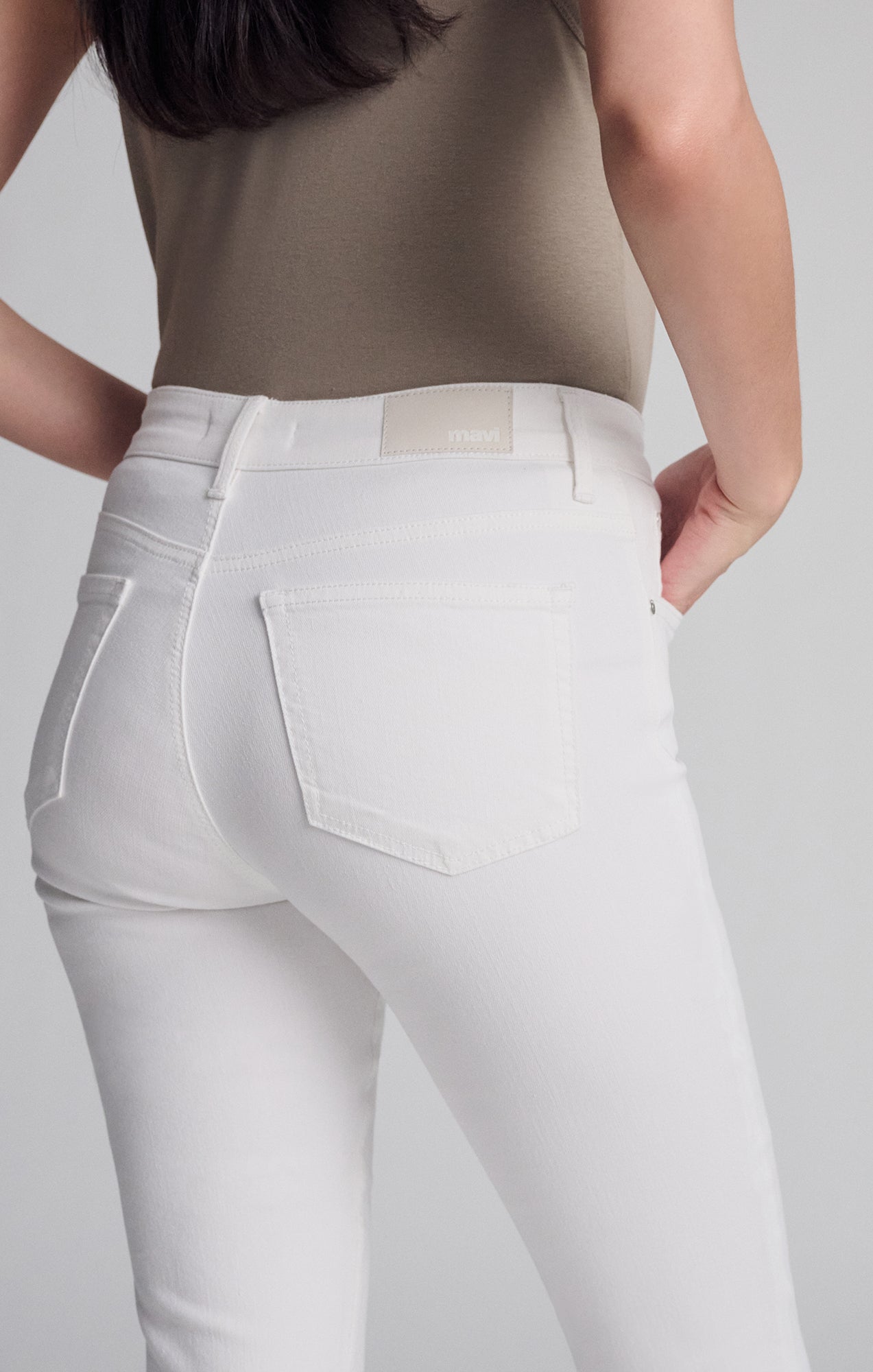 SYDNEY FLARE IN WHITE FEATHER BLUE - Mavi Jeans
