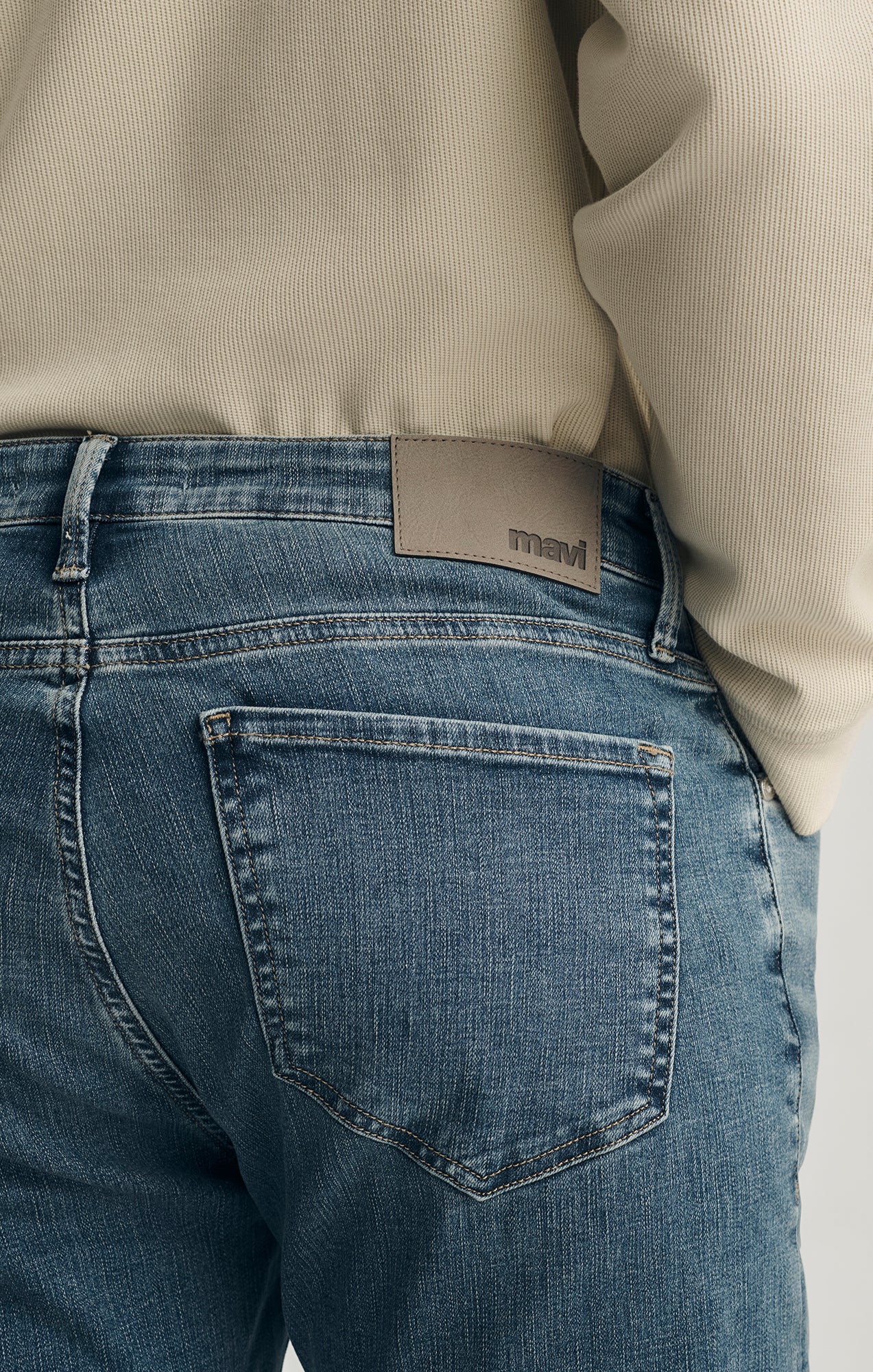 ZACH STRAIGHT LEG IN MID USED ORGANIC VINTAGE - Mavi Jeans