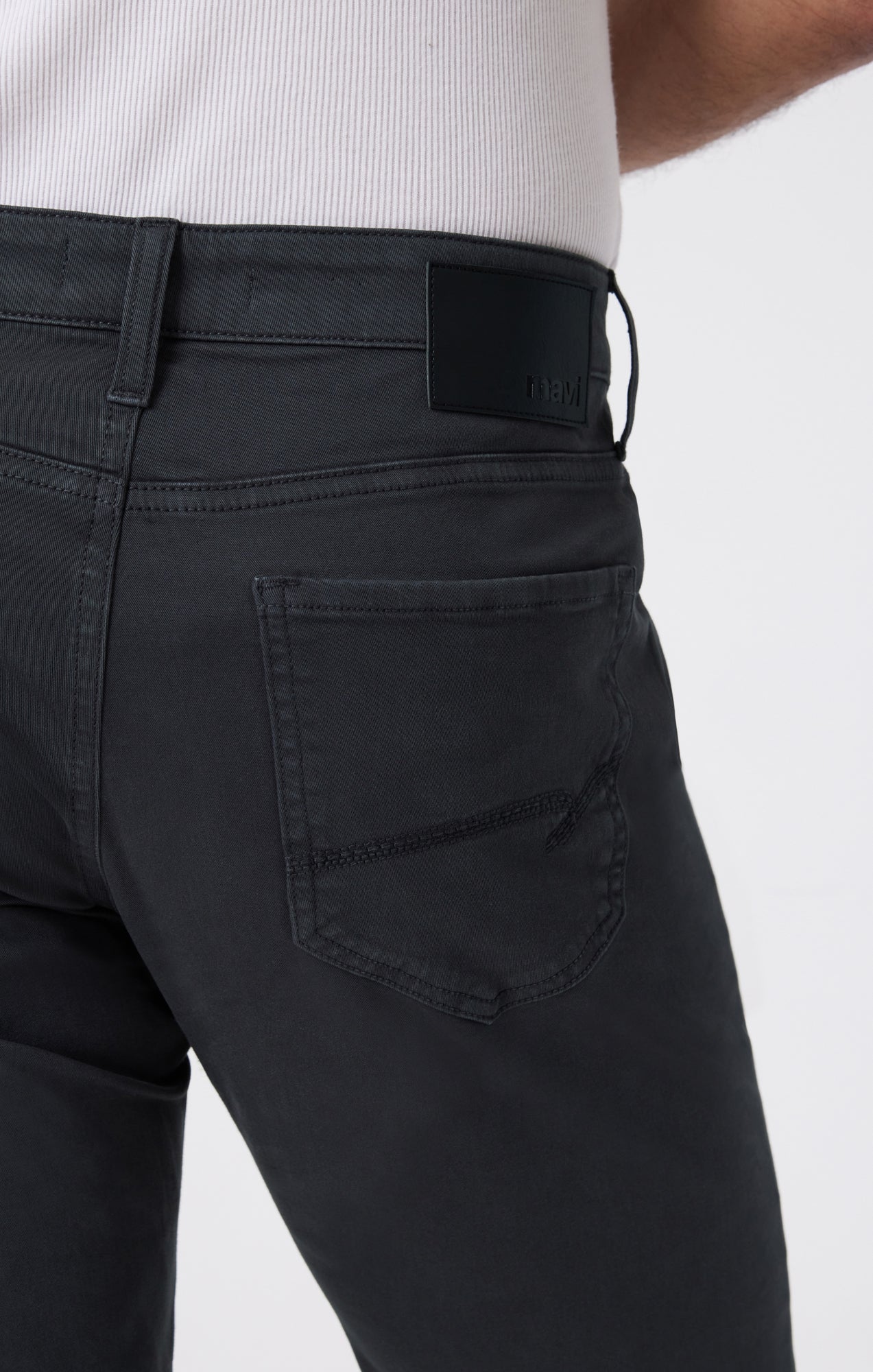 MATT RELAXED STRAIGHT LEG IN ANTHRACITE CASUAL TWILL - Mavi Jeans