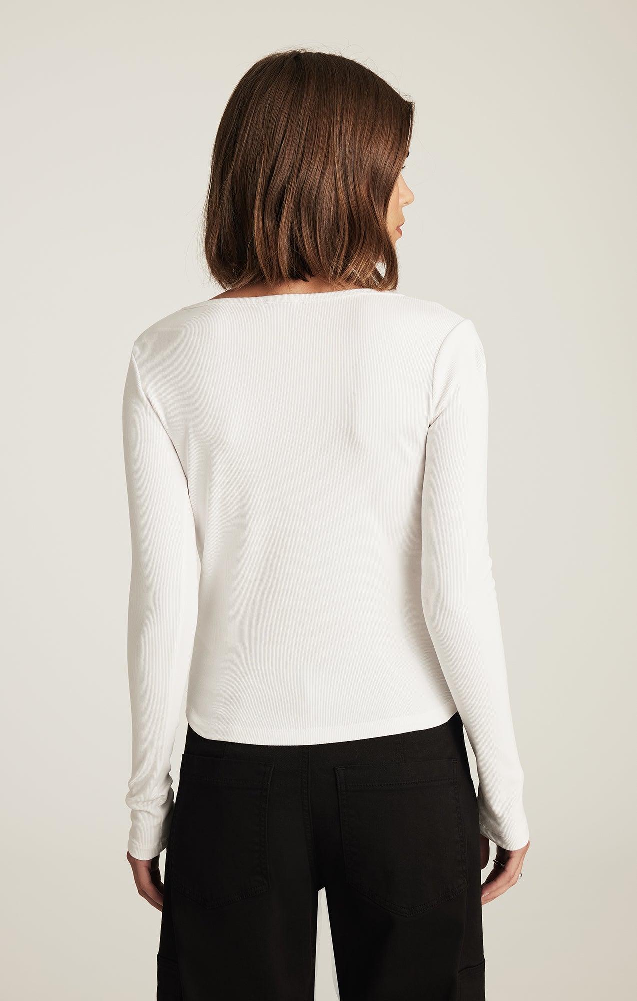 BASIC SQUARE NECK T-SHIRT IN WHITE