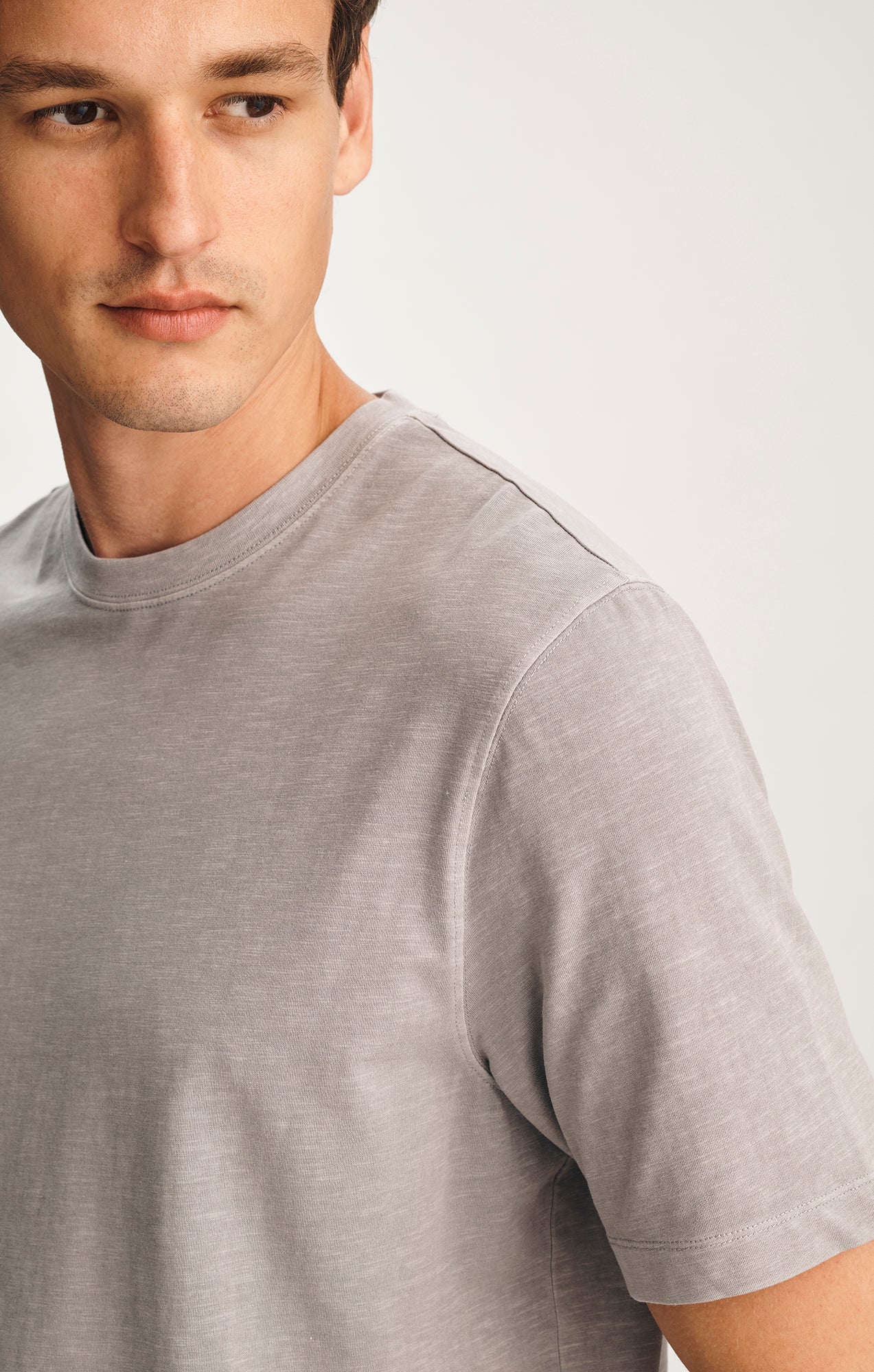 SOFT SLUB CREW NECK T-SHIRT IN ALLOY