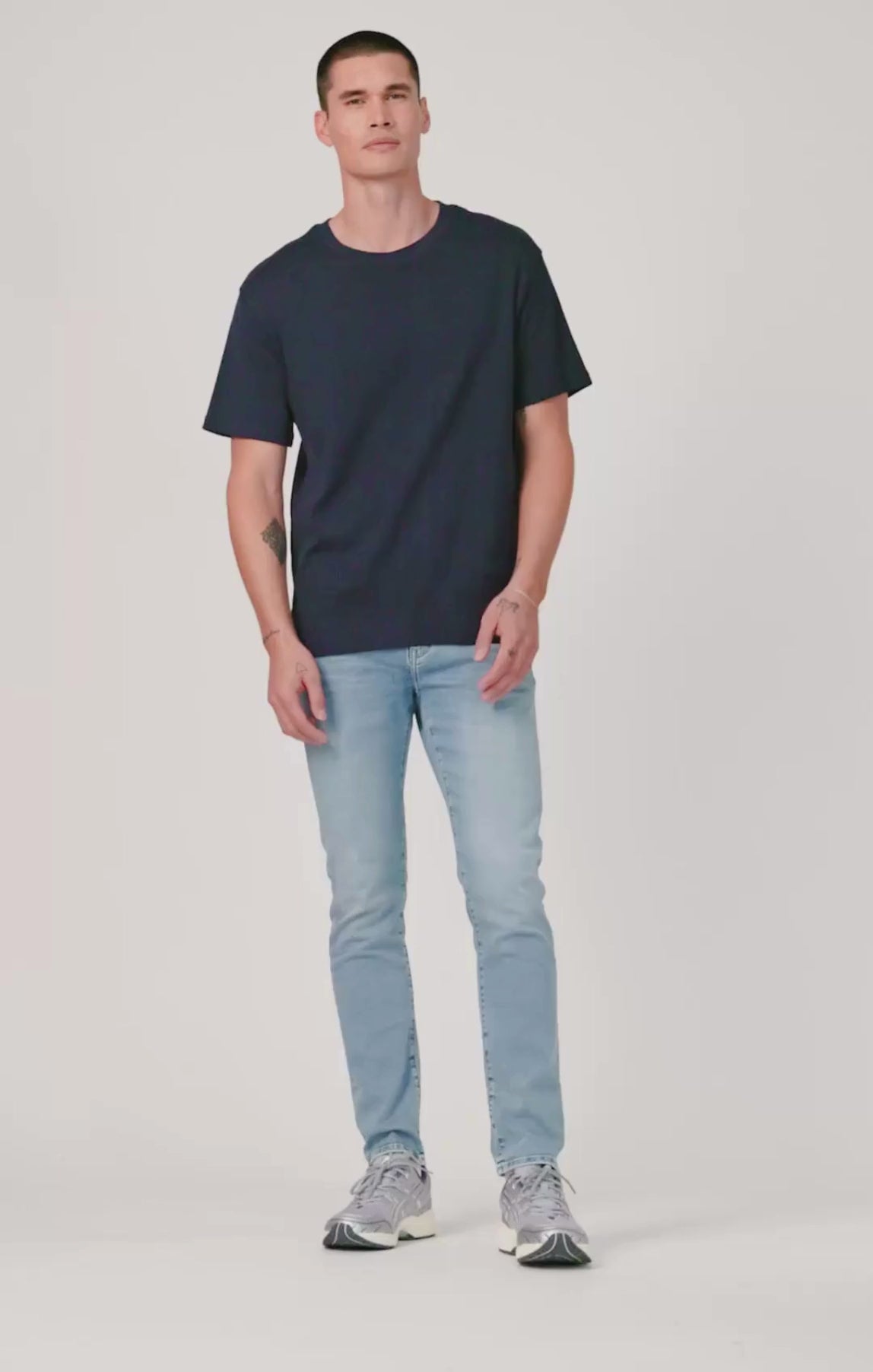 JAKE SLIM LEG IN LIGHT USED FEATHER BLUE - Mavi Jeans