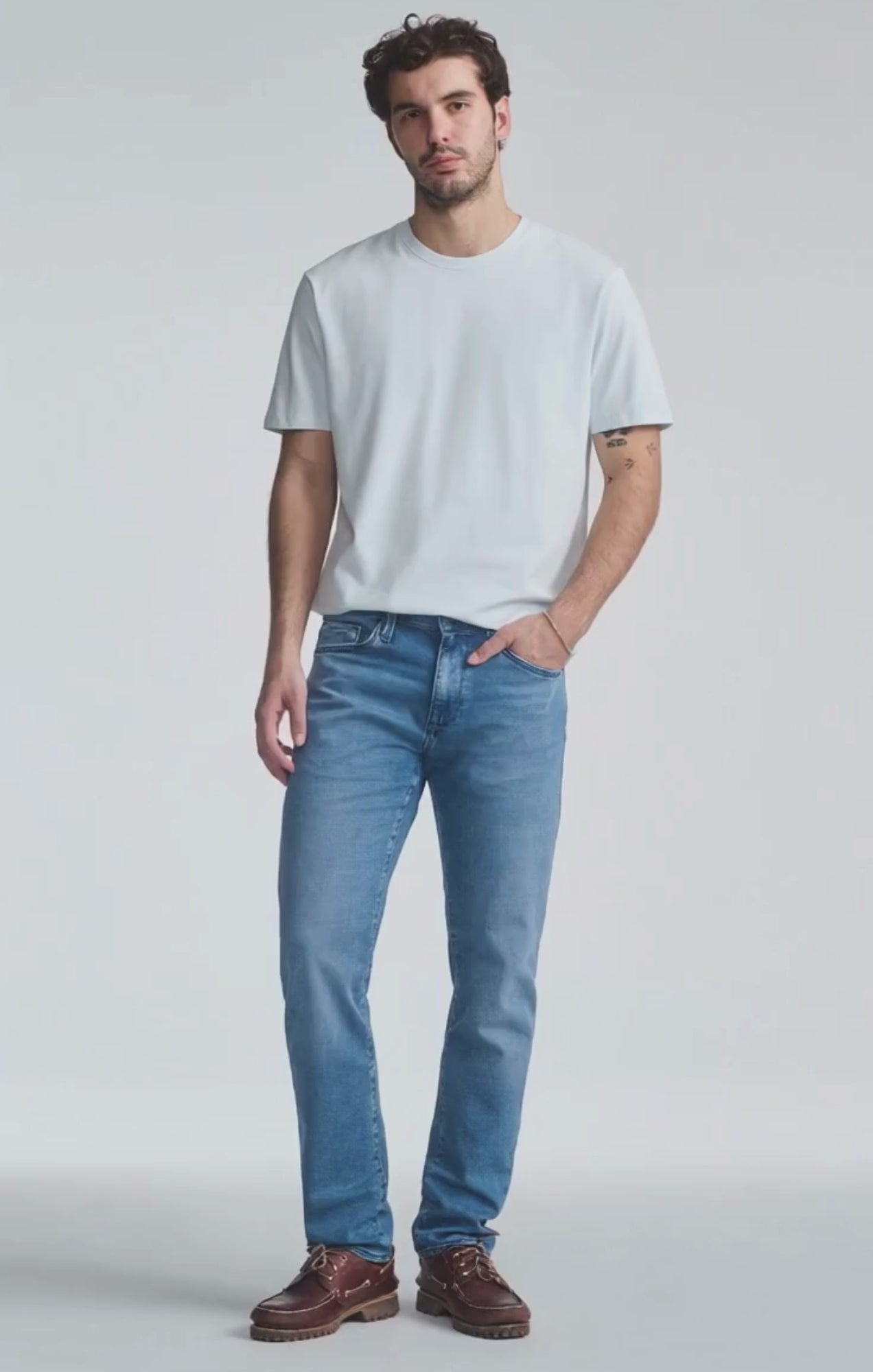 JAKE SLIM LEG IN LIGHT ATHLETIC - Mavi Jeans