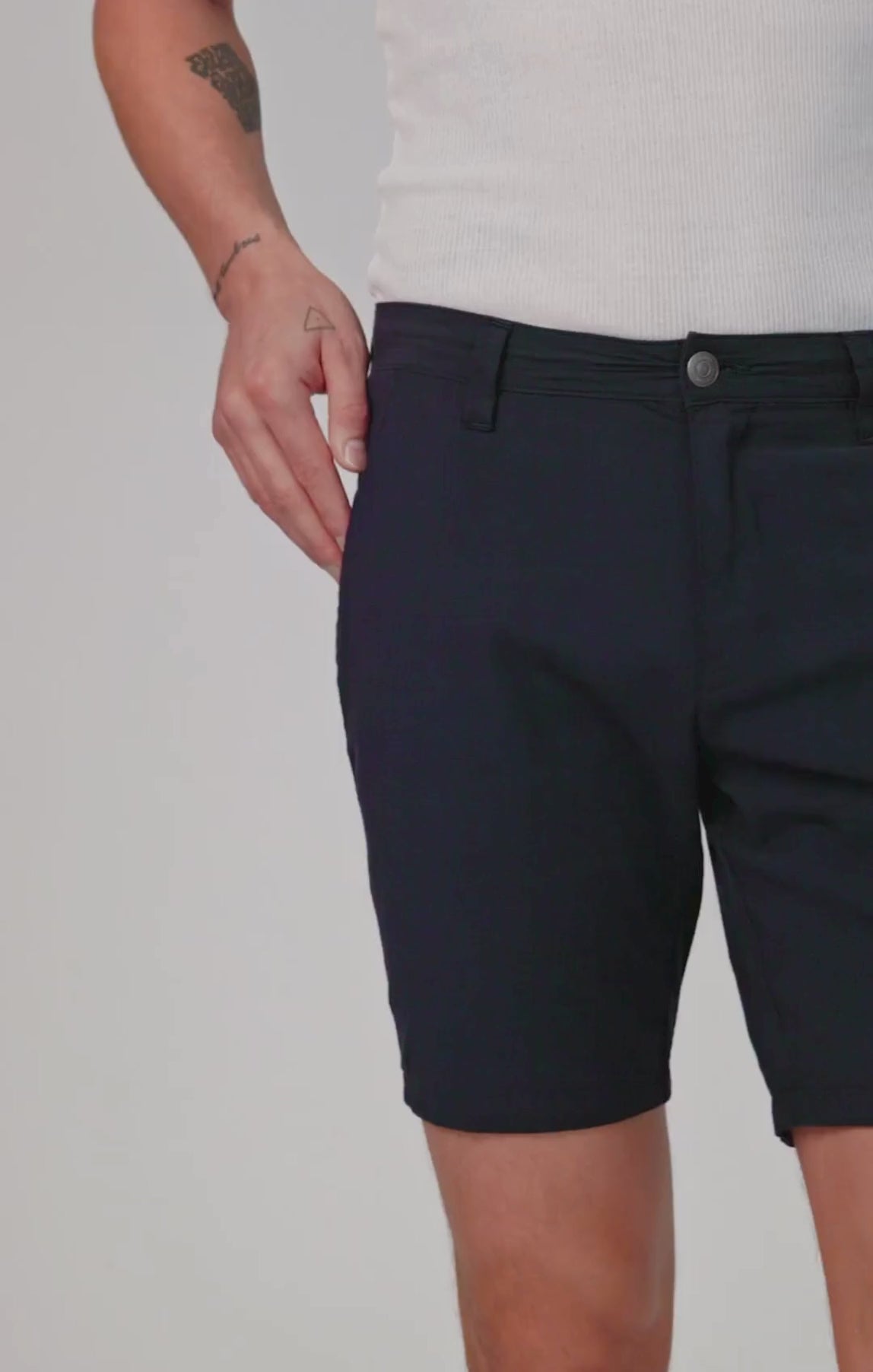 NOAH SHORTS IN NAVY SEERSUCKER - Mavi Jeans