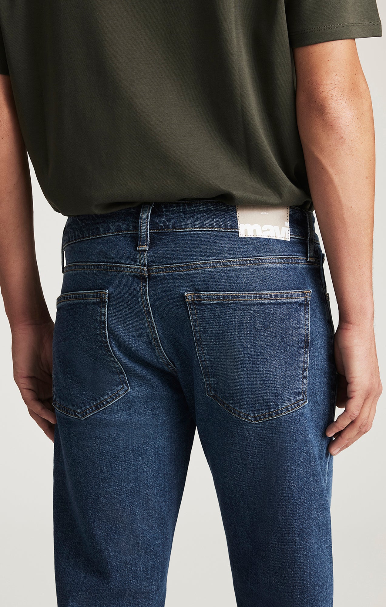 JOSH BOOTCUT IN MID CLASSIC BLUE - Mavi Jeans