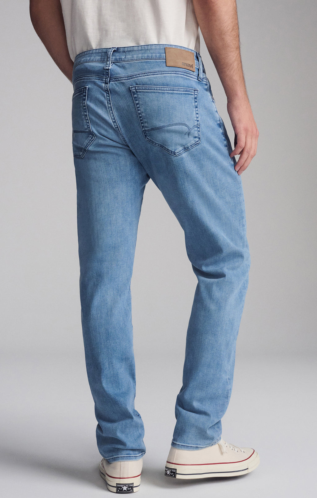JAKE SLIM LEG IN LIGHT TONAL BRUSHED SUPERMOVE - Mavi Jeans