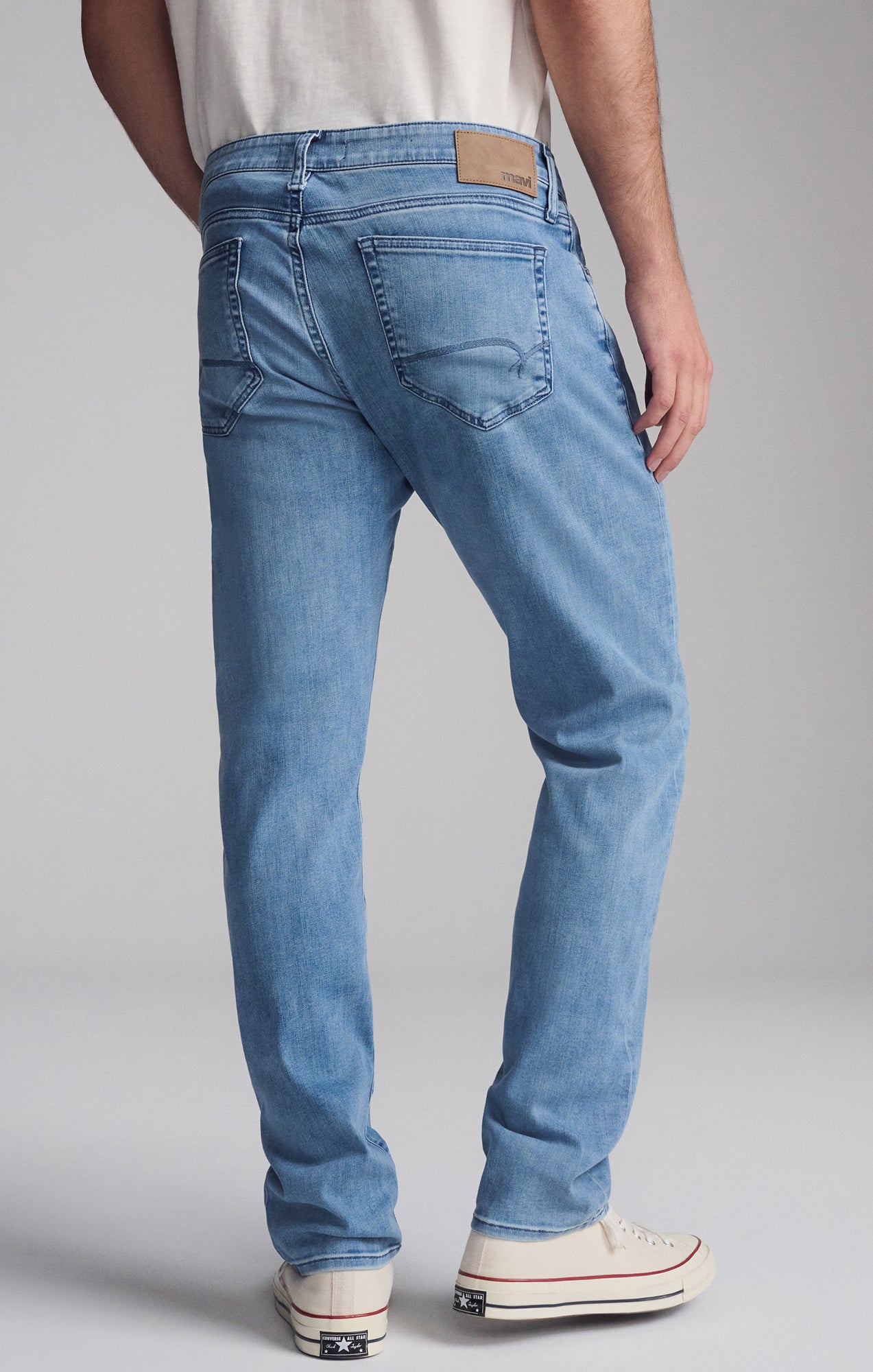 JAKE SLIM LEG IN LIGHT TONAL BRUSHED SUPERMOVE - Mavi Jeans