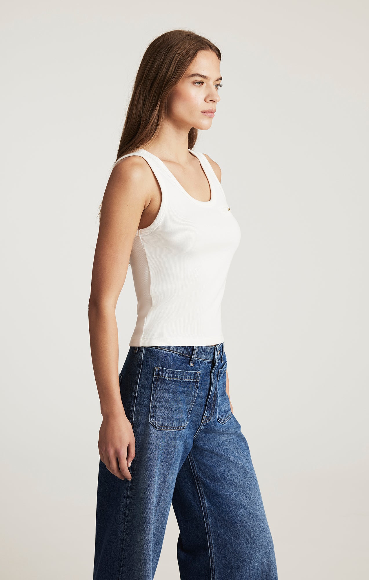 WELT POCKET TANK TOP IN ANTIQUE WHITE - Mavi Jeans
