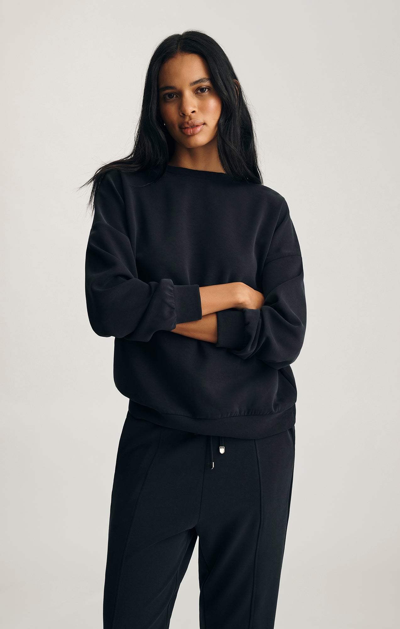 LUXE TOUCH TENCEL™ SWEATSHIRT IN BLACK