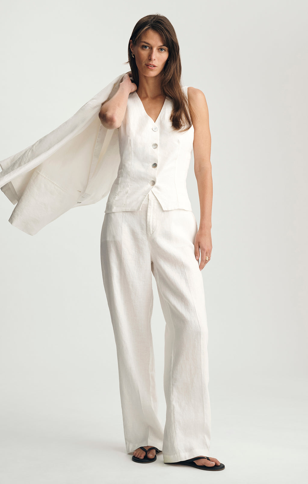 LINEN CUTAWAY VEST IN ANTIQUE WHITE - Mavi Jeans