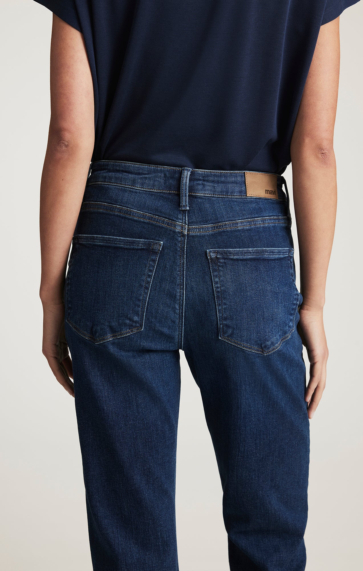 NEW YORK STRAIGHT LEG IN DARK BRUSHED FLEX BLUE - Mavi Jeans