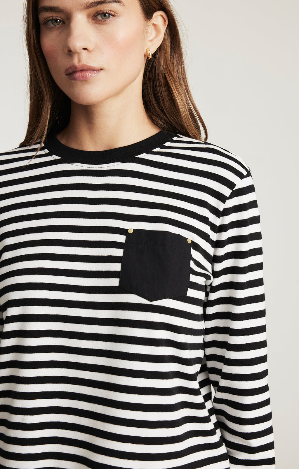 ONE POCKET LONG SLEEVE T-SHIRT IN BLACK WHITE STRIPE