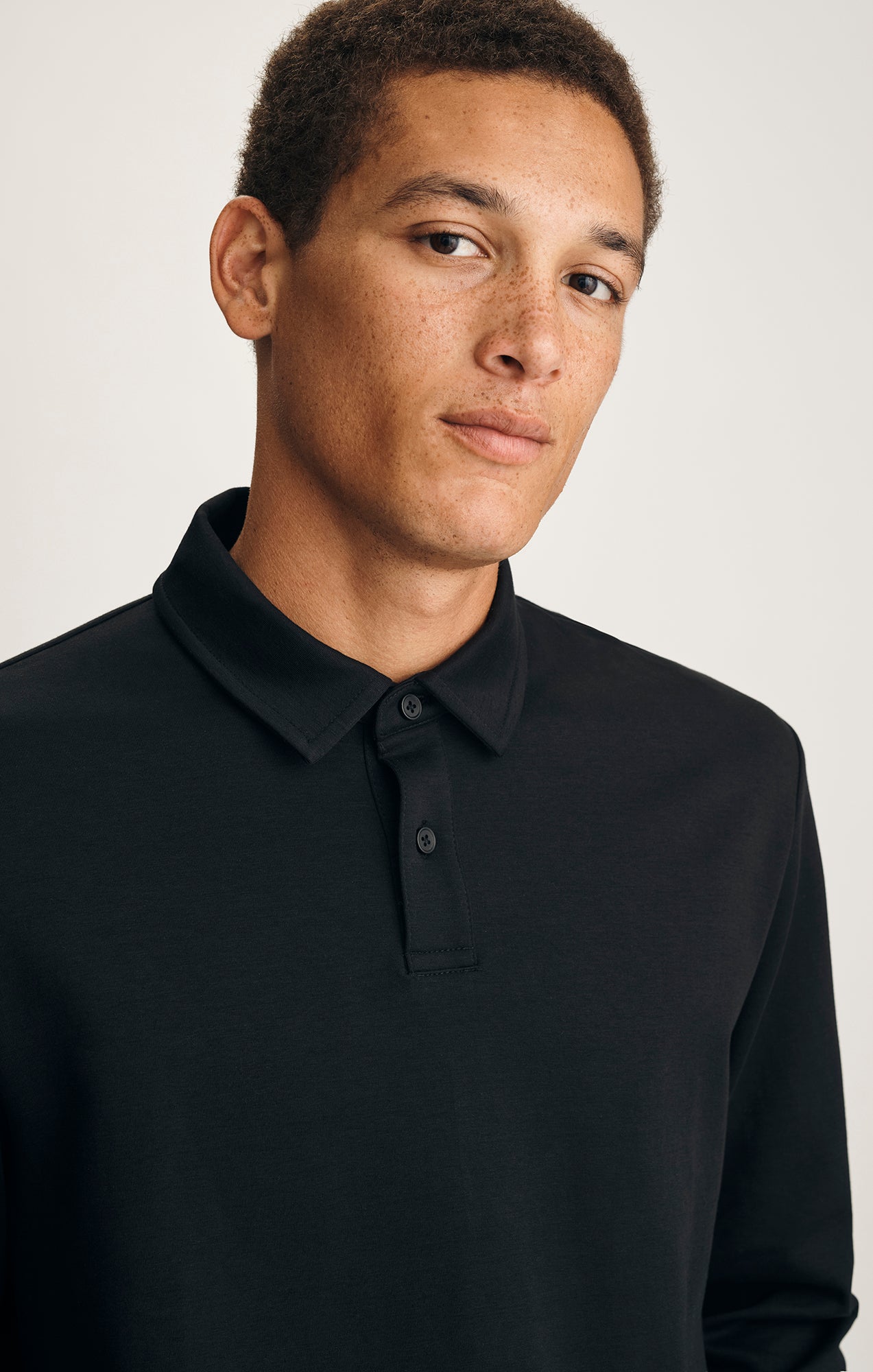 LONG SLEEVE POLO T-SHIRT IN BLACK