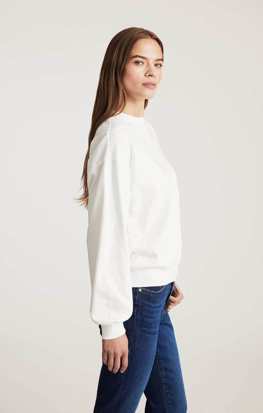 CREW NECK SWEATSHIRT IN ANTIQUE WHITE - Mavi Jeans