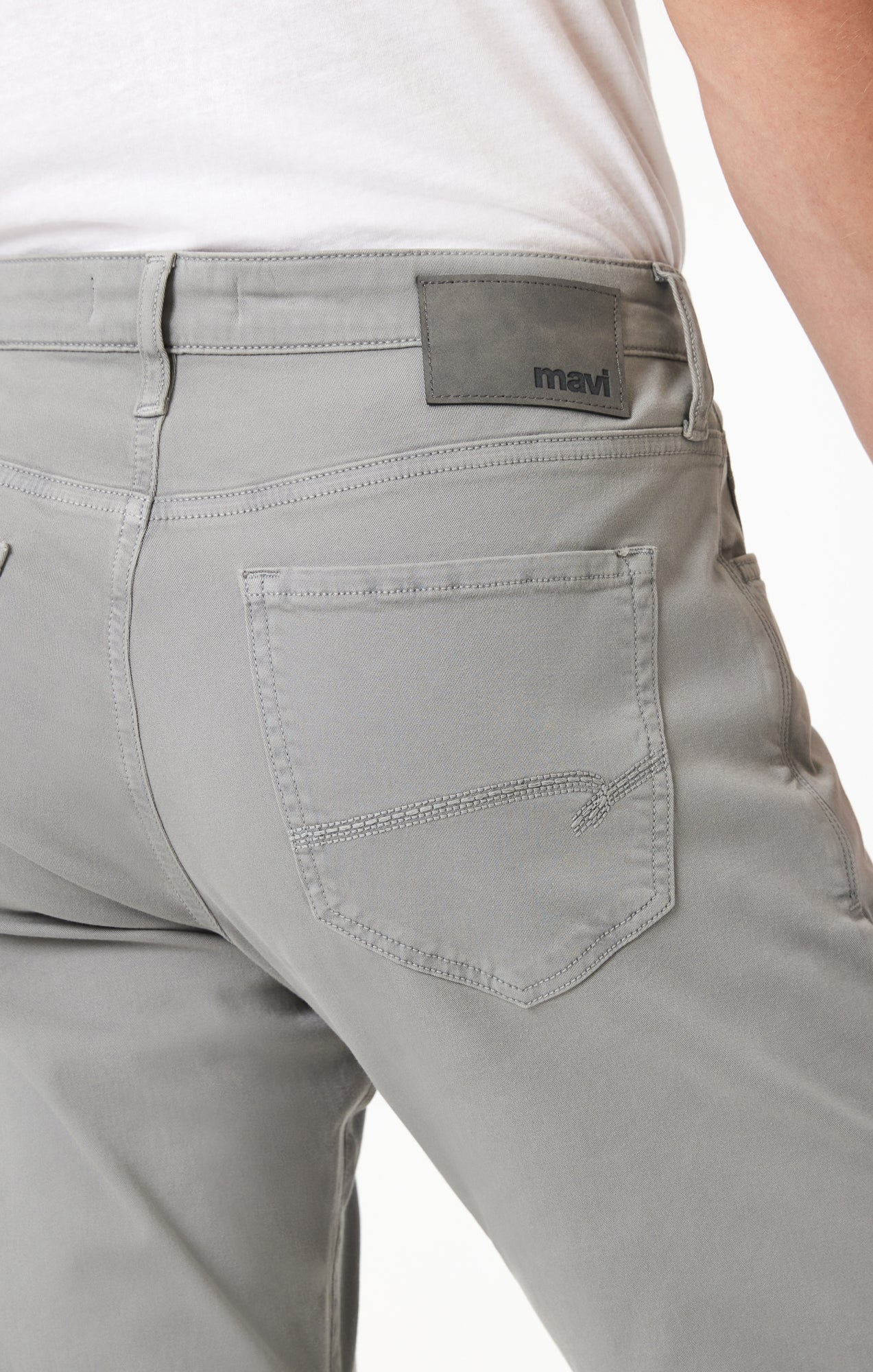 MATT RELAXED STRAIGHT LEG IN STORMY CASUAL TWILL - Mavi Jeans