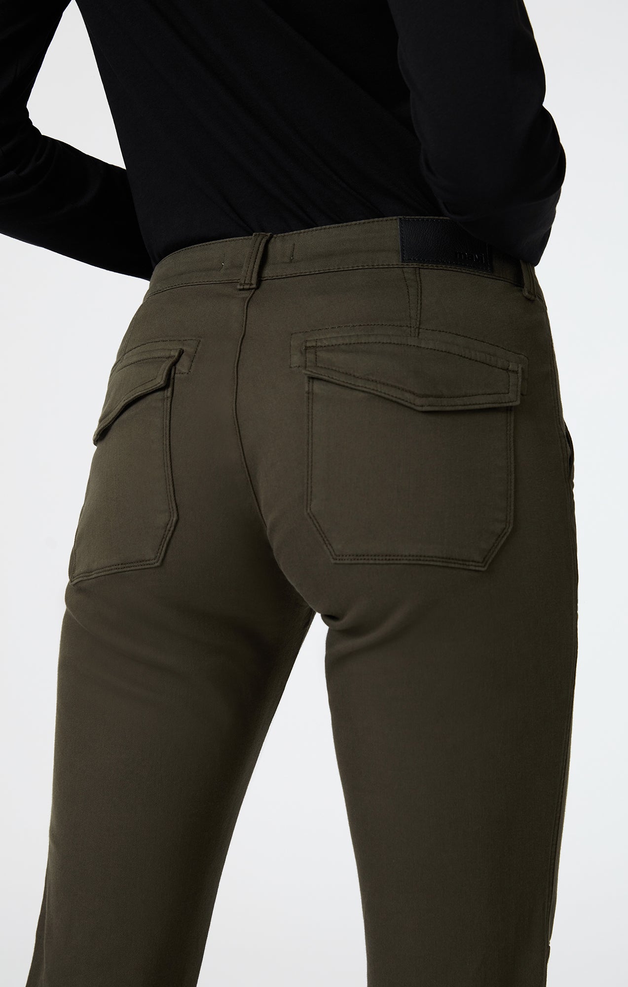 IVY SLIM CARGO IN DARK GREEN LUXE TWILL - Mavi Jeans