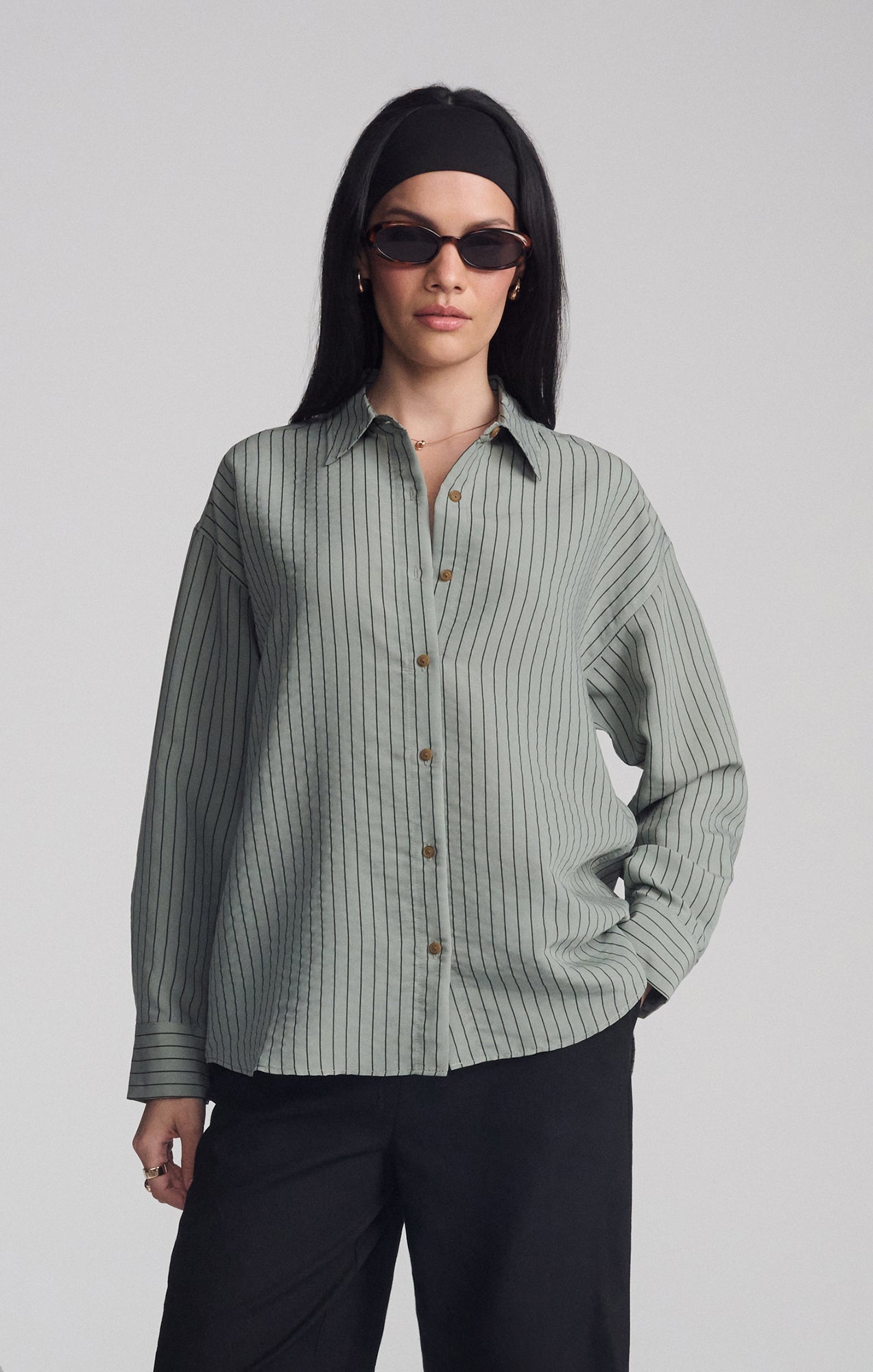 LUXE TOUCH TENCEL™ BUTTON-UP STRIPED SHIRT IN SEA SPRAY STRIPE - Mavi Jeans