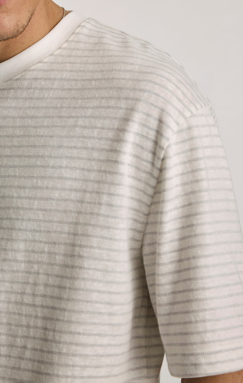 STRIPED CREW NECK T-SHIRT IN ELEPHANT SKIN - Mavi Jeans
