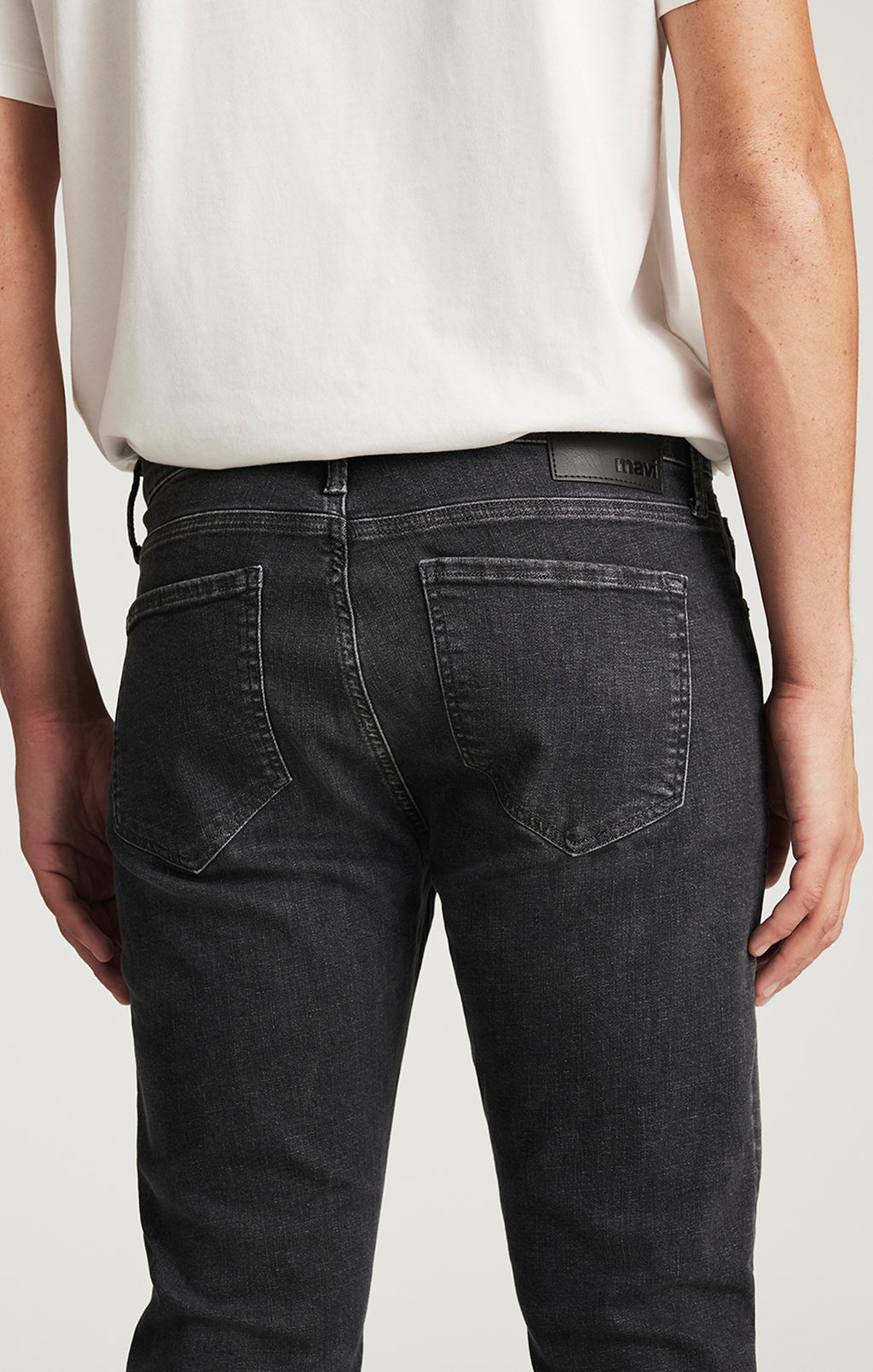JAKE SLIM LEG IN SMOKE ORGANIC VINTAGE - Mavi Jeans