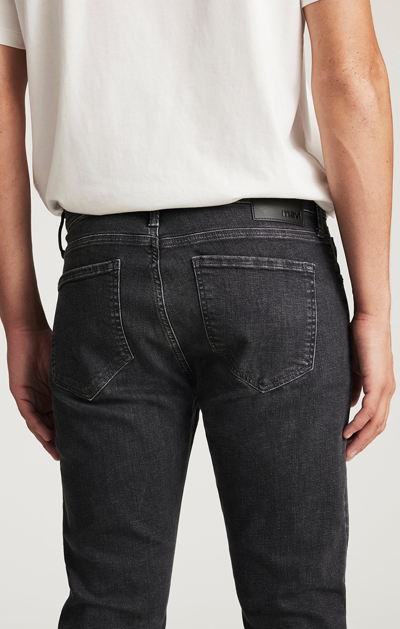 JAKE SLIM LEG IN SMOKE ORGANIC VINTAGE - Mavi Jeans