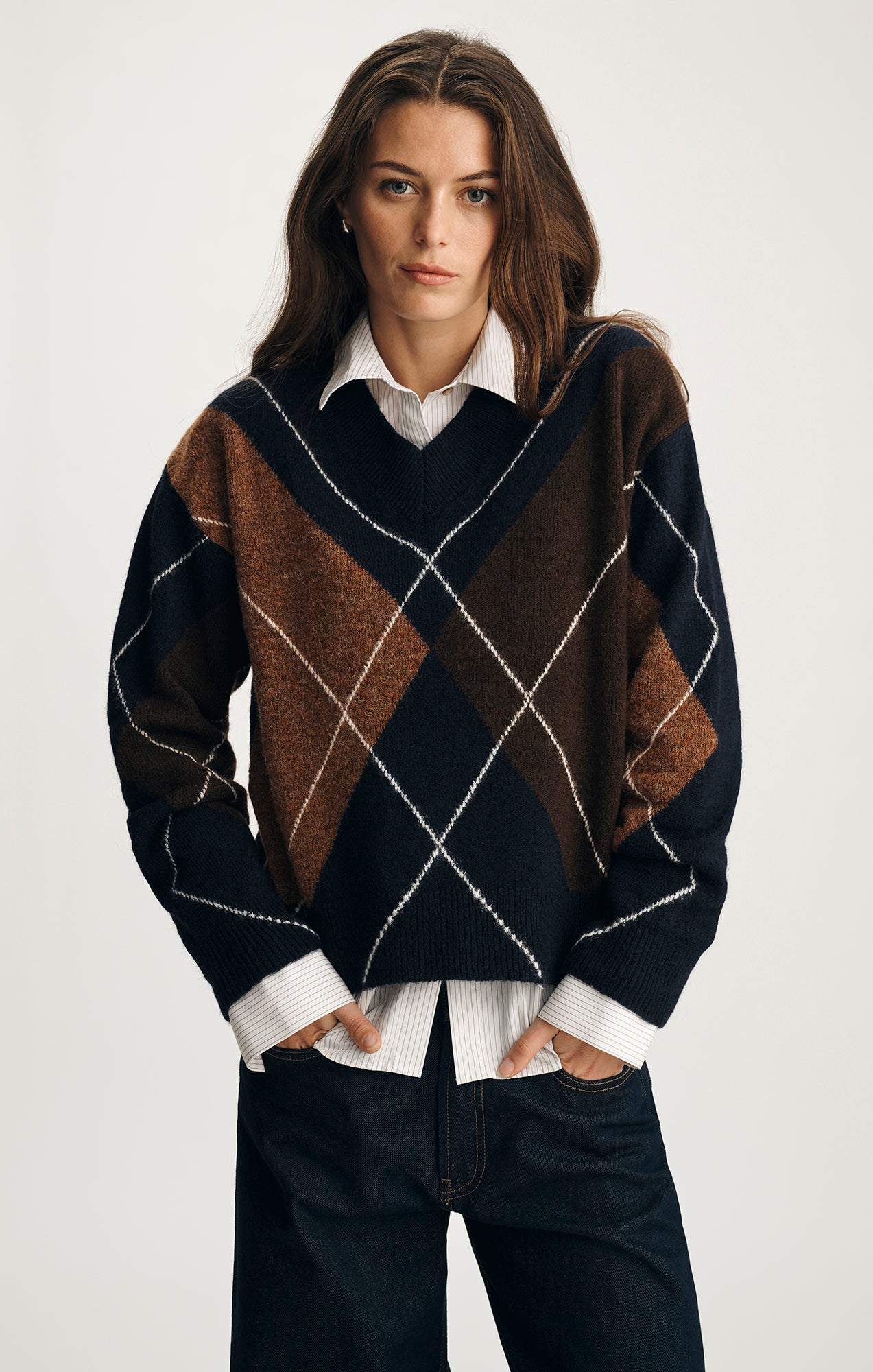 V-NECK SWEATER IN MARITIME BLUE