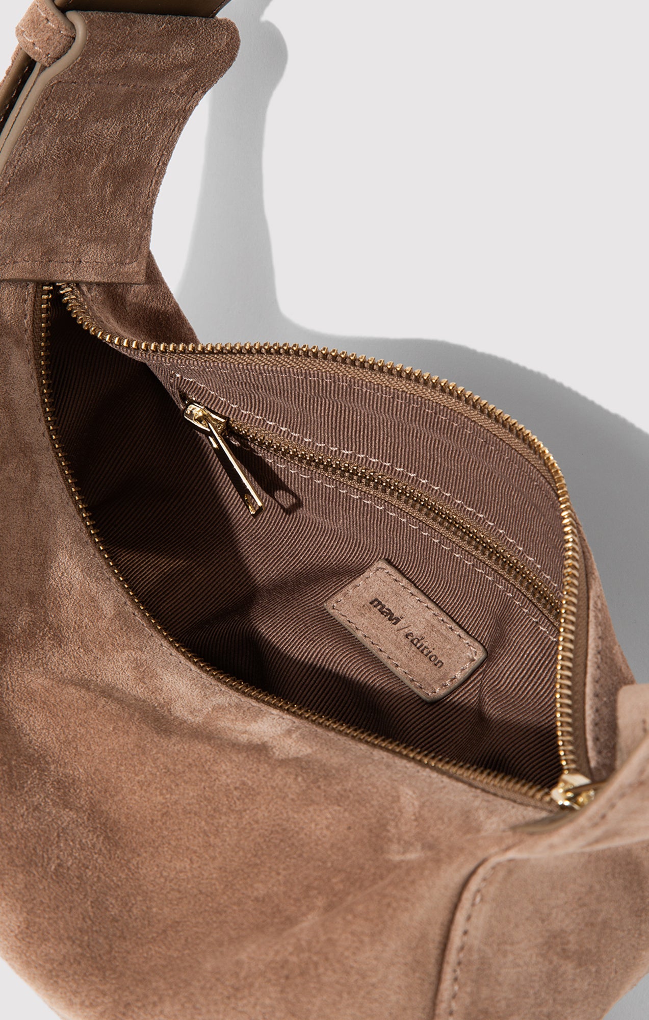 SUEDE SHOULDER BAG IN SILVER MINK