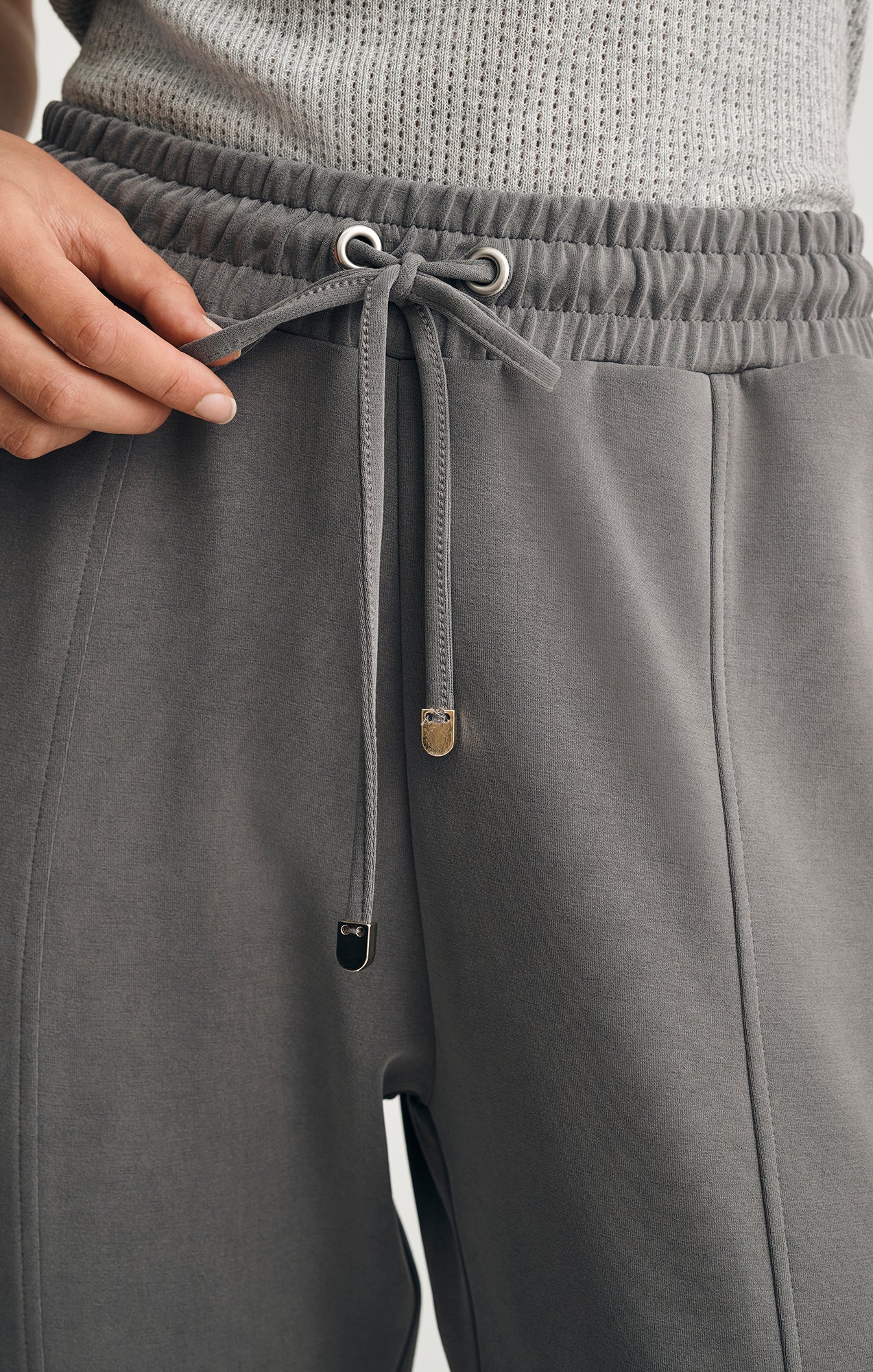 LUXE TOUCH TENCEL™ SWEATPANTS IN GARGOYLE - Mavi Jeans