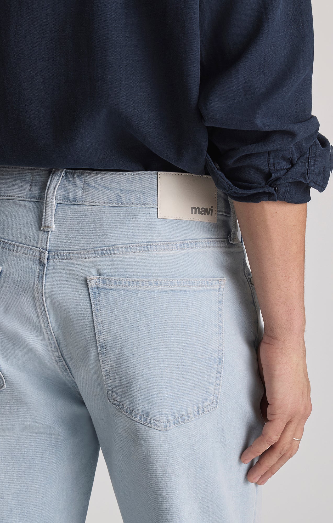 MARLON MODERN STRAIGHT LEG IN BLEACHED OCEAN BLUE - Mavi Jeans