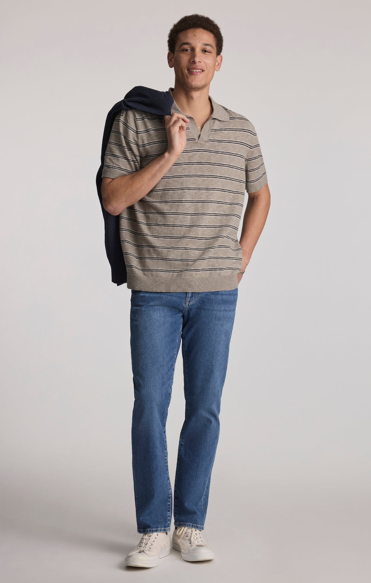 ZACH STRAIGHT LEG IN MID OCEAN BLUE - Mavi Jeans