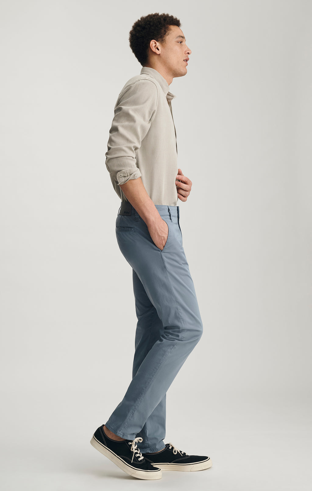 MILTON SLIM STRAIGHT CHINO IN STEEL CITY SMART - Mavi Jeans