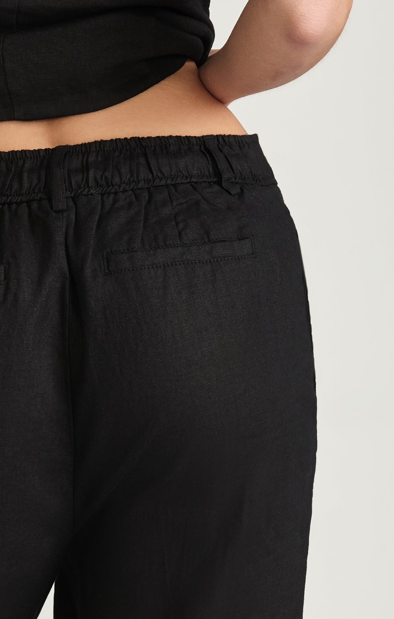LINEN STRAIGHT LEG PANTS IN BLACK - Mavi Jeans