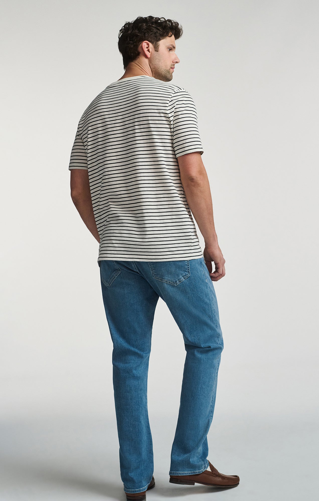 STRIPED SHORT SLEEVE CREW NECK T-SHIRT IN ANTIQUE WHITE - Mavi Jeans
