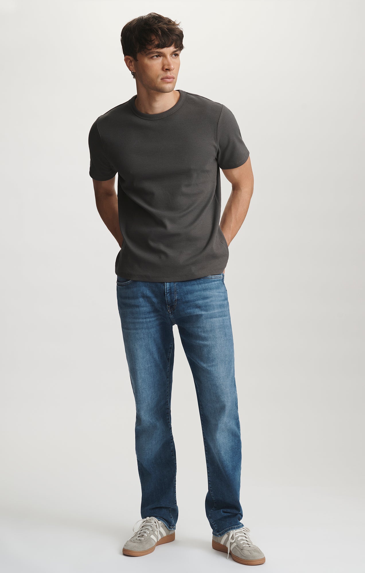 RIBBED SHORT SLEEVE CREW NECK T-SHIRT IN RAVEN