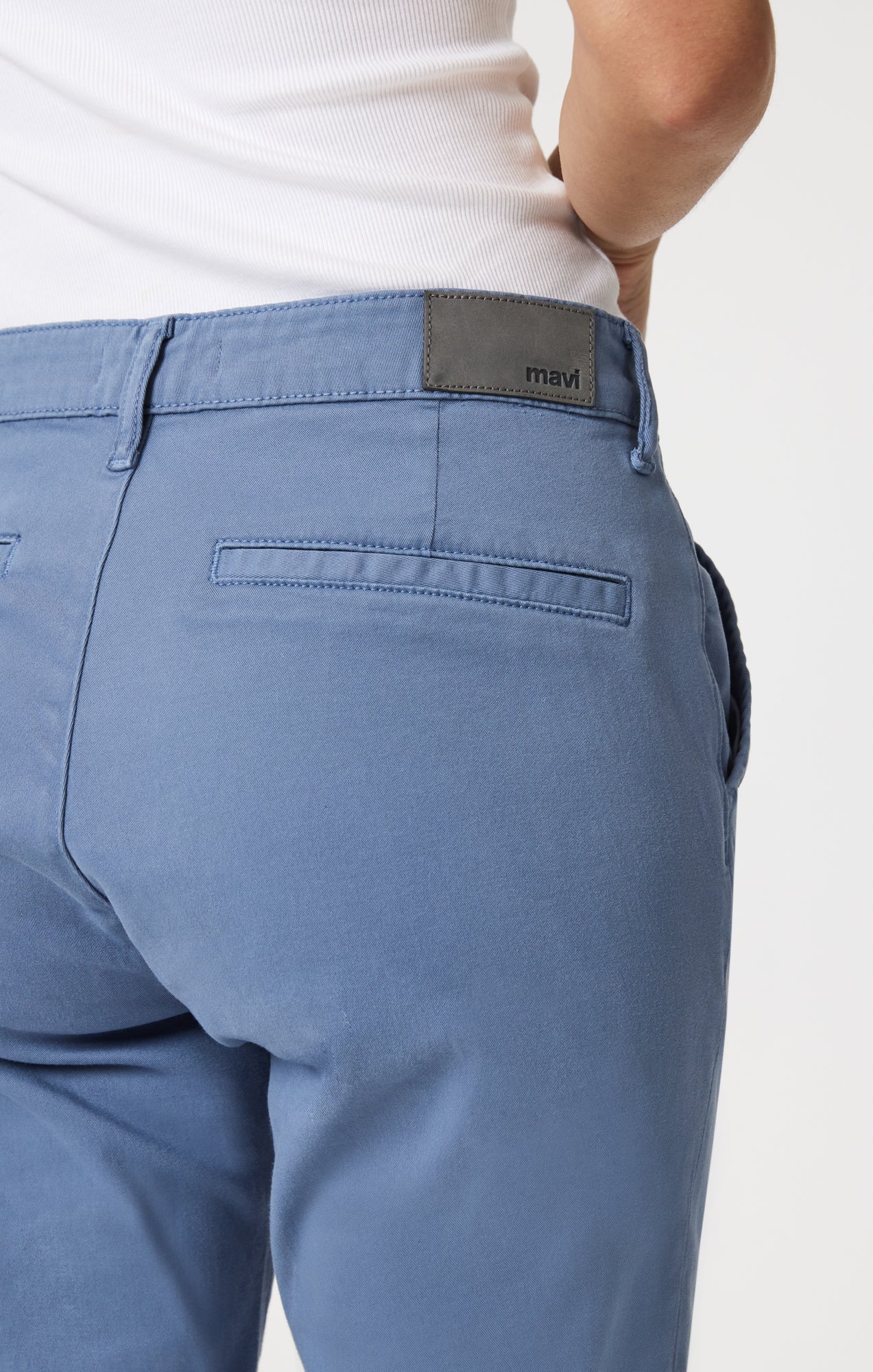 KATHLEEN SLIM BOYFRIEND CHINO IN RIVIERA CASUAL TWILL - Mavi Jeans