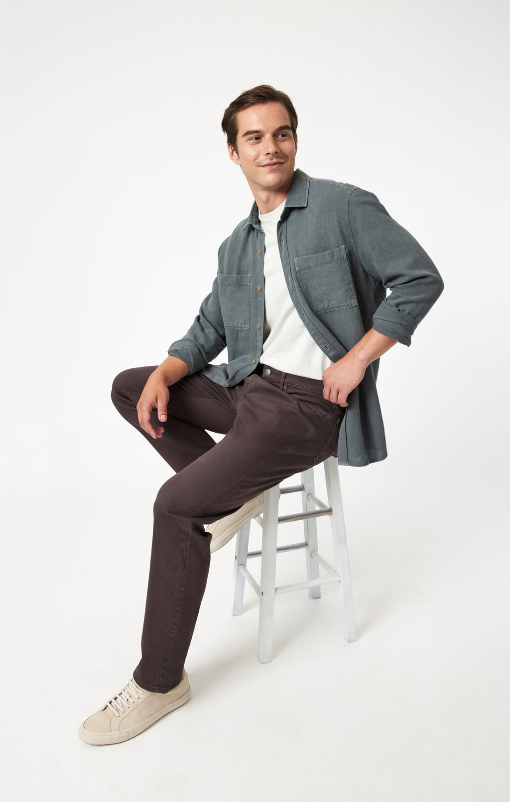 ZACH STRAIGHT LEG IN COFFEE CASUAL TWILL - Mavi Jeans