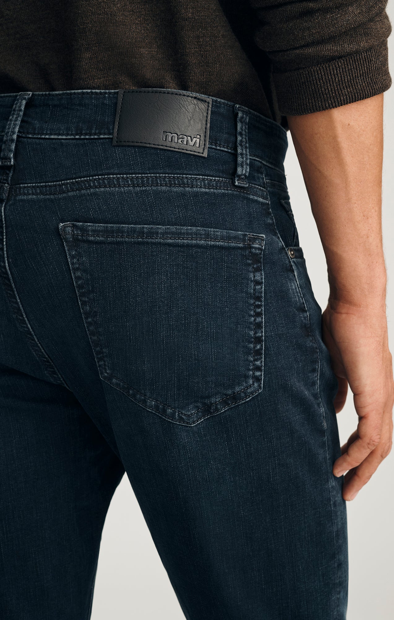 ZACH STRAIGHT LEG IN MIDNIGHT ORGANIC VINTAGE