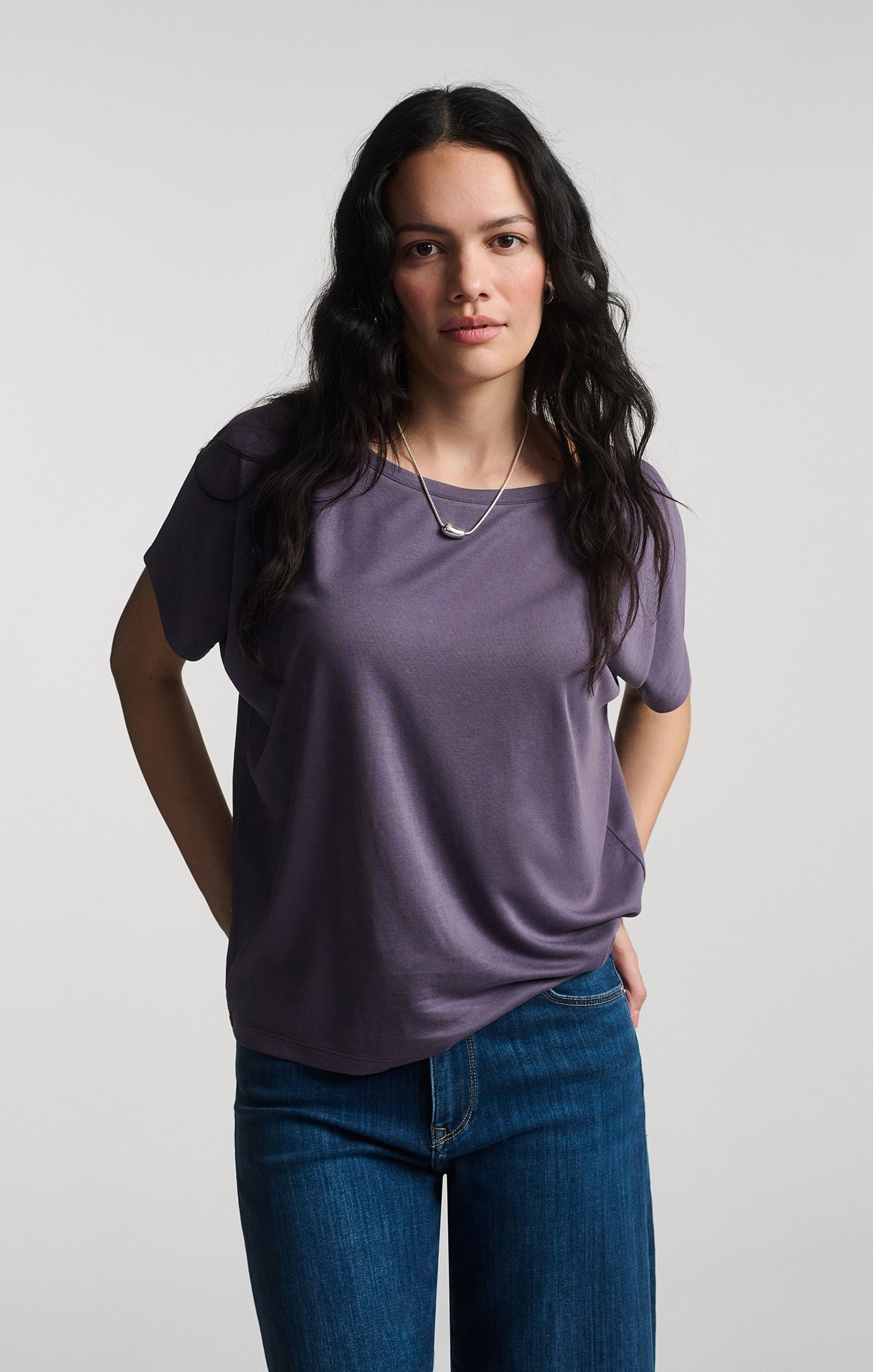 LUXE TOUCH TENCEL™ BOAT NECK T-SHIRT IN CADET - Mavi Jeans