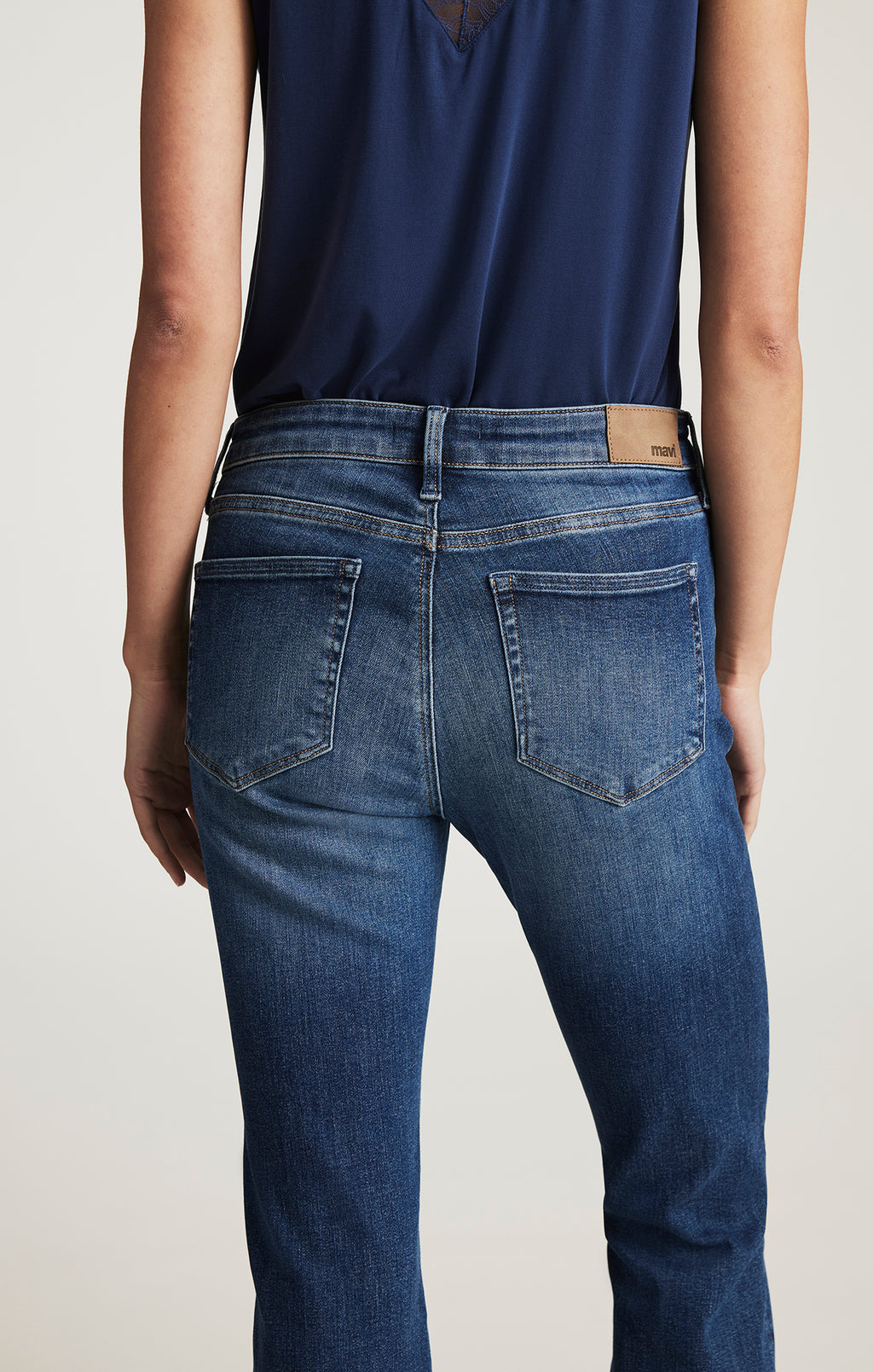 VICKY BOOTCUT IN DARK BRUSHED FLEX BLUE - Mavi Jeans