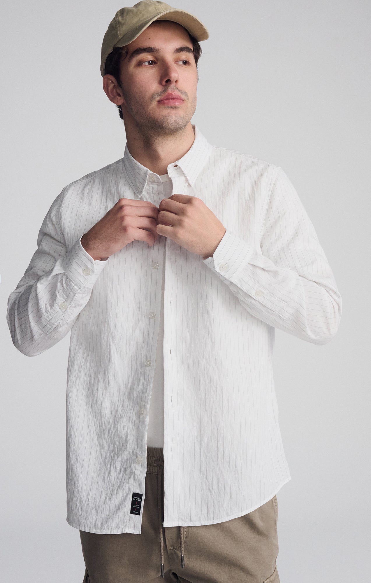 STRIPED LONG SLEEVE BUTTON-UP SHIRT IN BLACK - Mavi Jeans