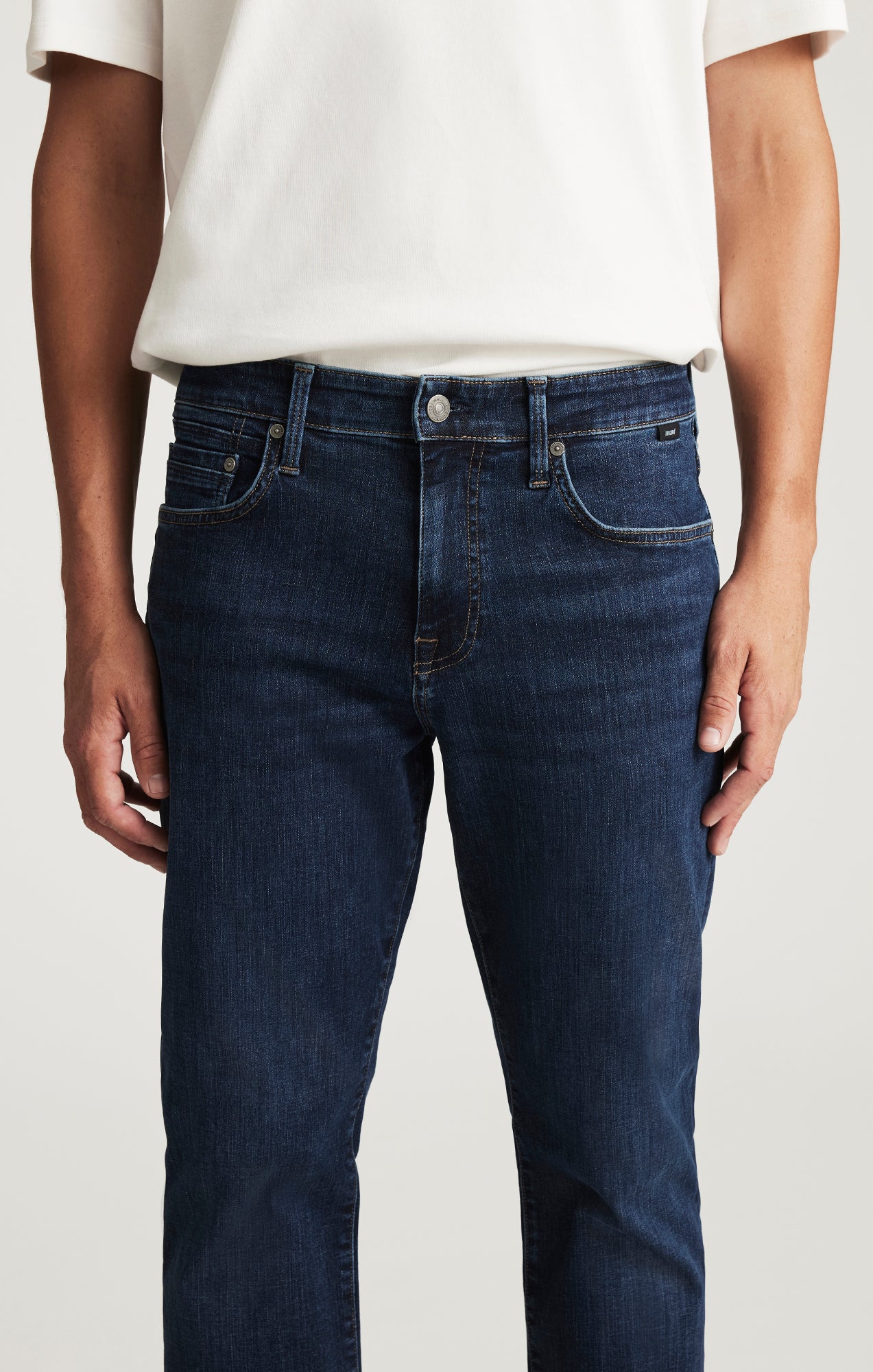 MATT RELAXED STRAIGHT LEG IN DARK BRUSHED ORGANIC VINTAGE - Mavi Jeans