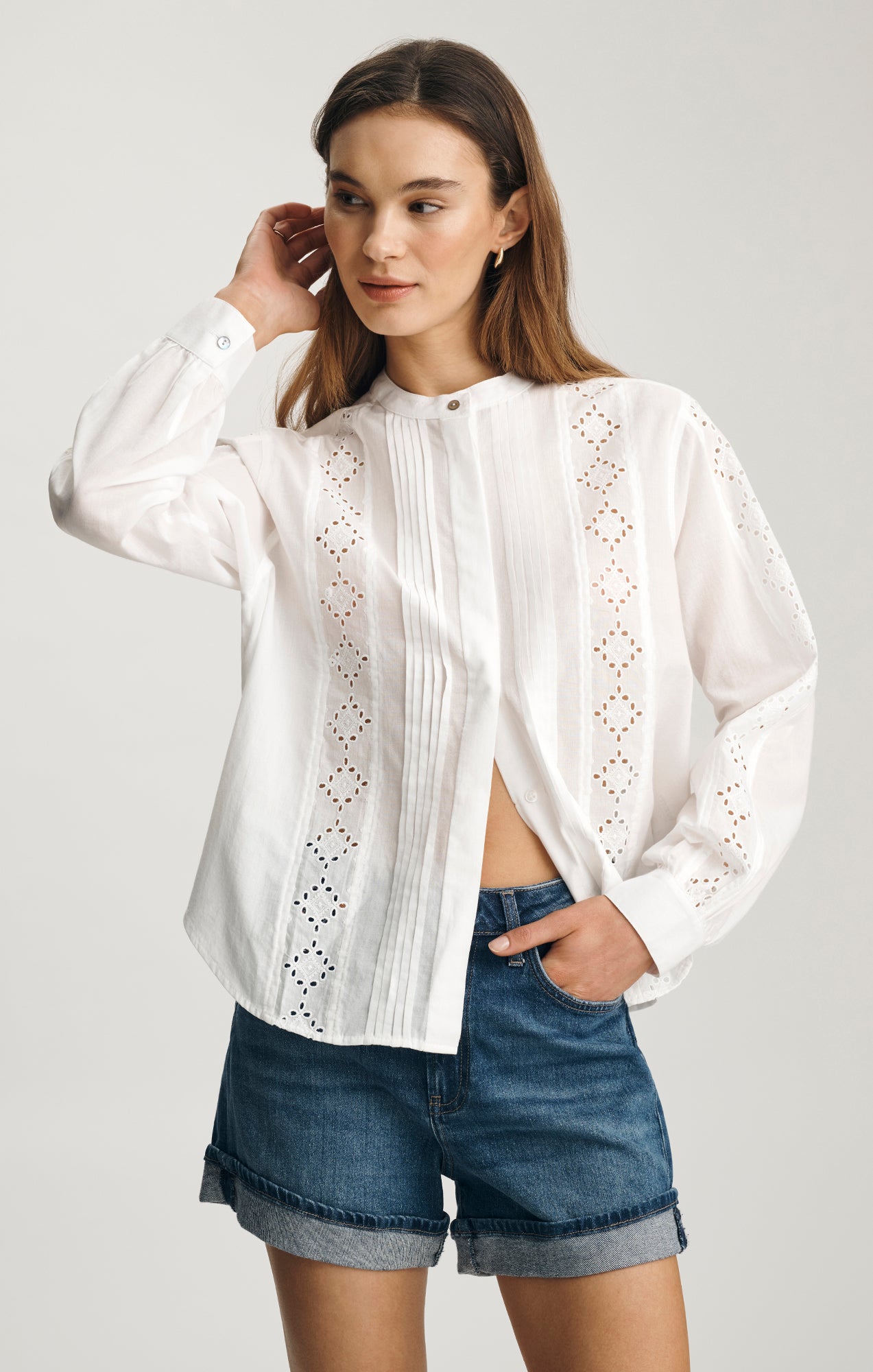 Mavi Women's Pintuck Eyelet Shirt In White – Mavi Jeans