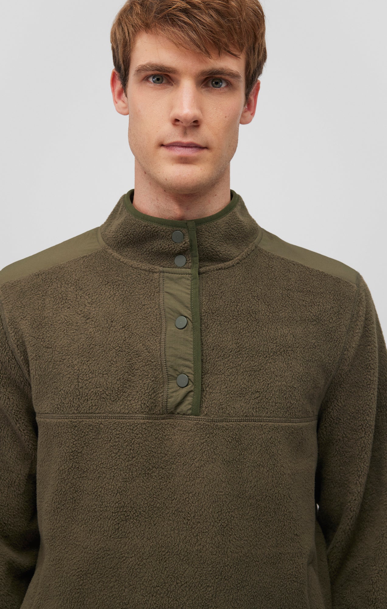 FLEECE BUTTON PULLOVER IN OLIVE NIGHT - Mavi Jeans