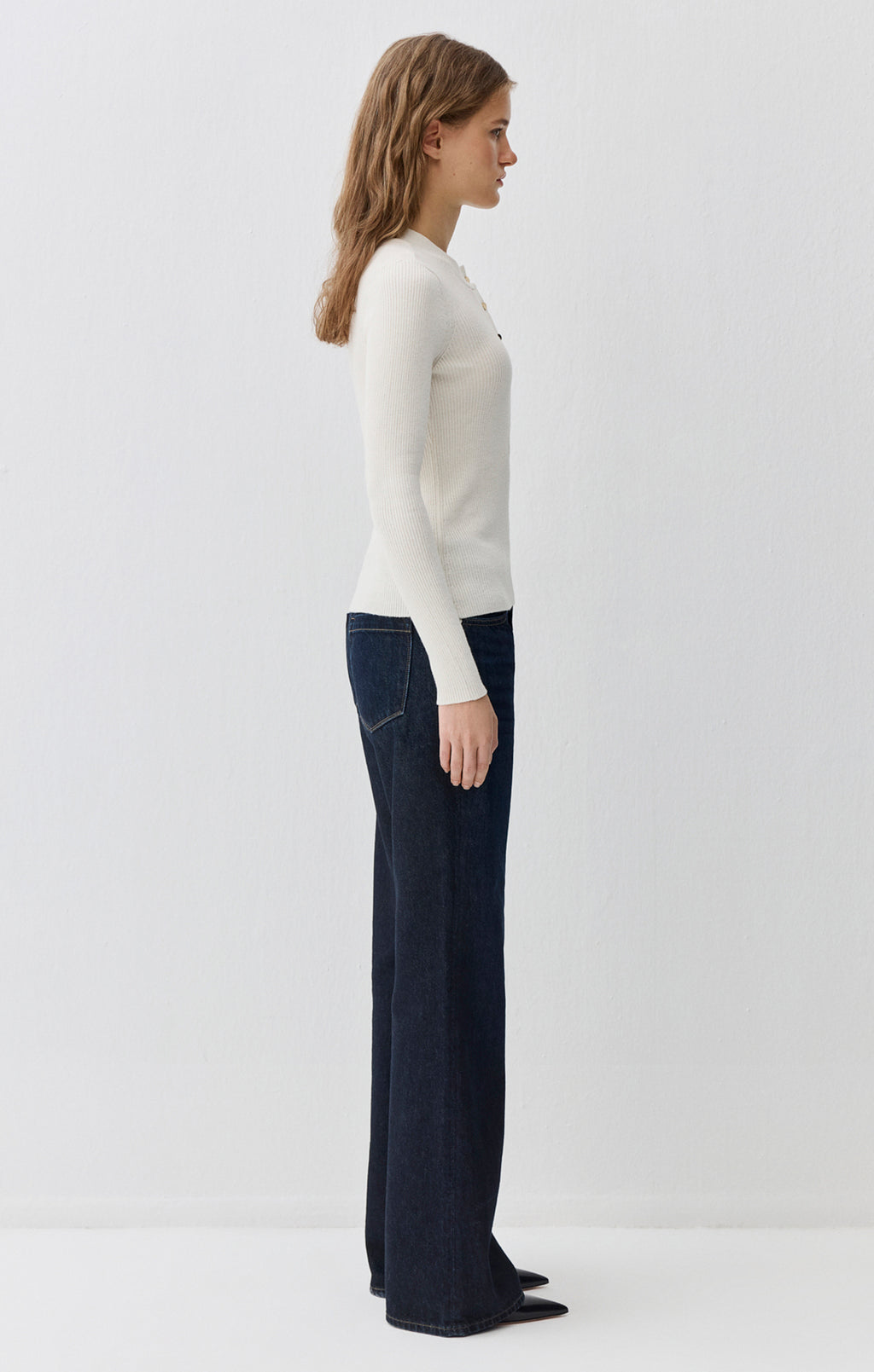 EDITION BUTTON-FRONT SWEATER IN ANTIQUE WHITE