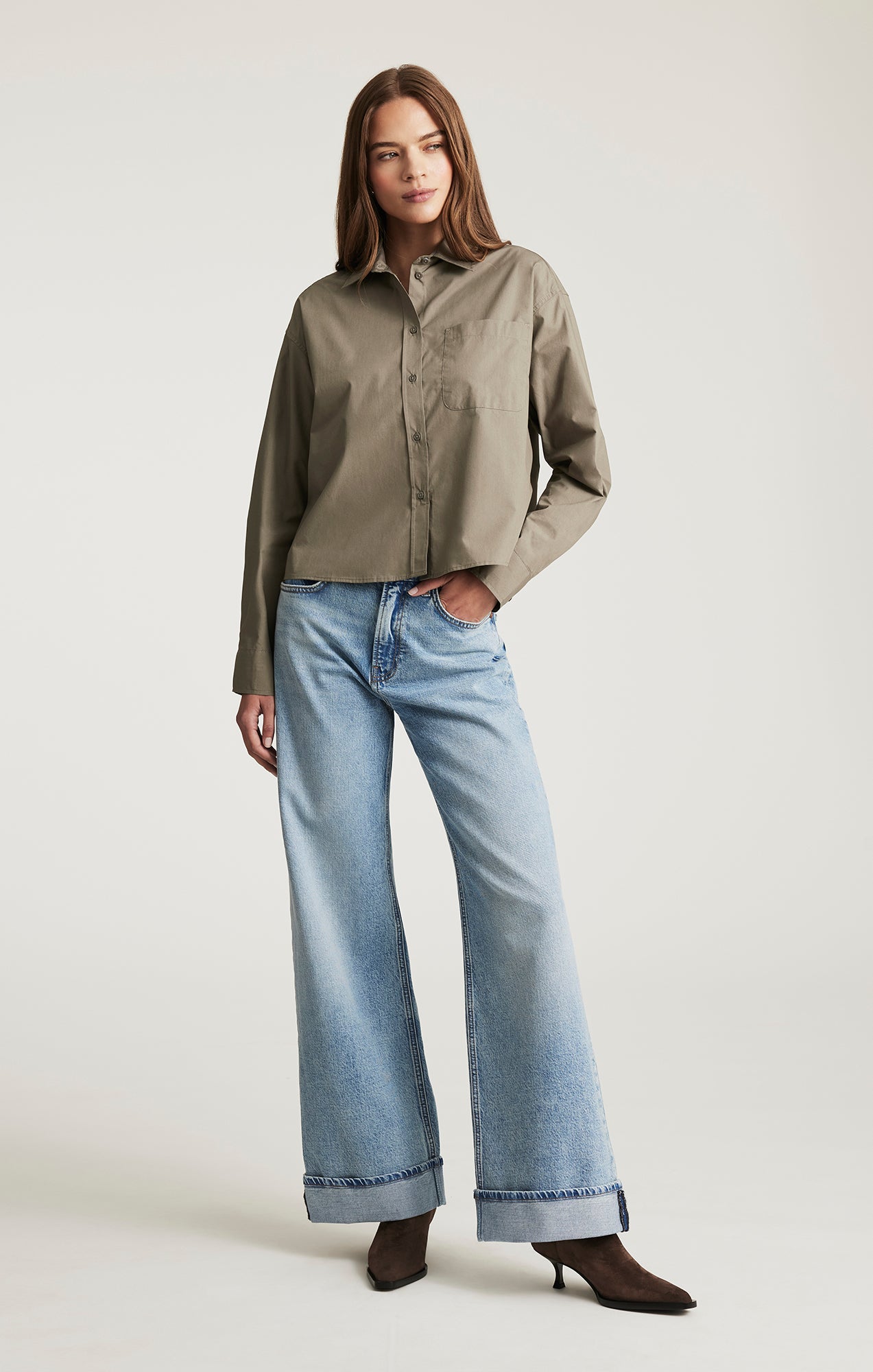 ONE POCKET BUTTON-UP SHIRT IN KHAKI